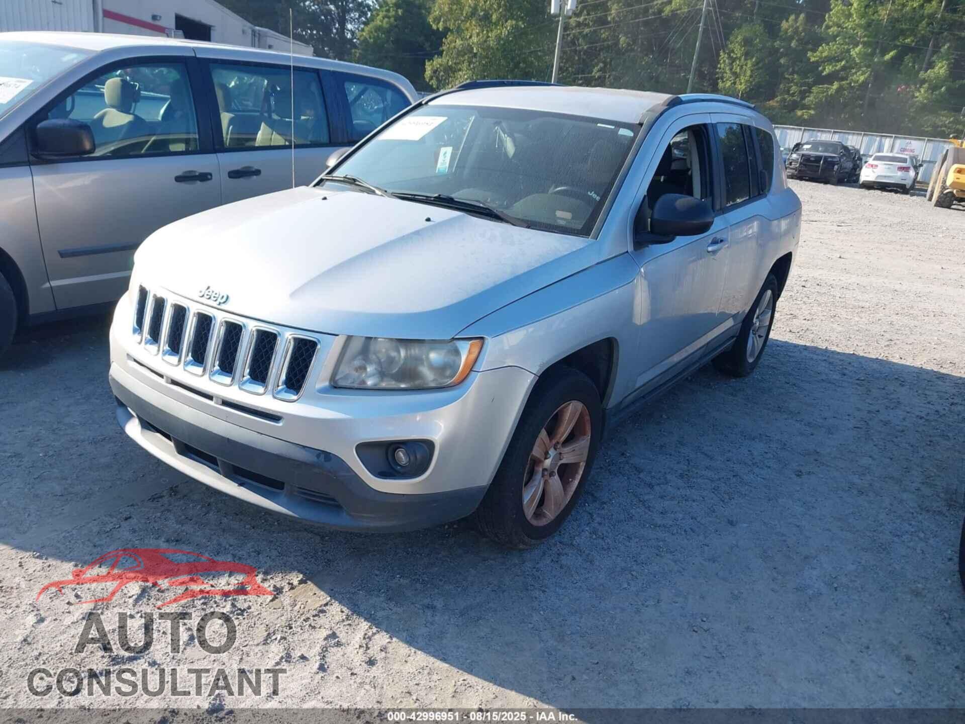 JEEP COMPASS 2011 - 1J4NT1FB5BD137744