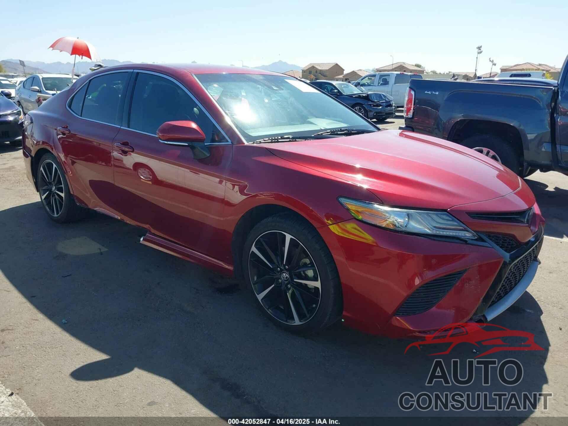 TOYOTA CAMRY 2018 - 4T1B61HK6JU611904