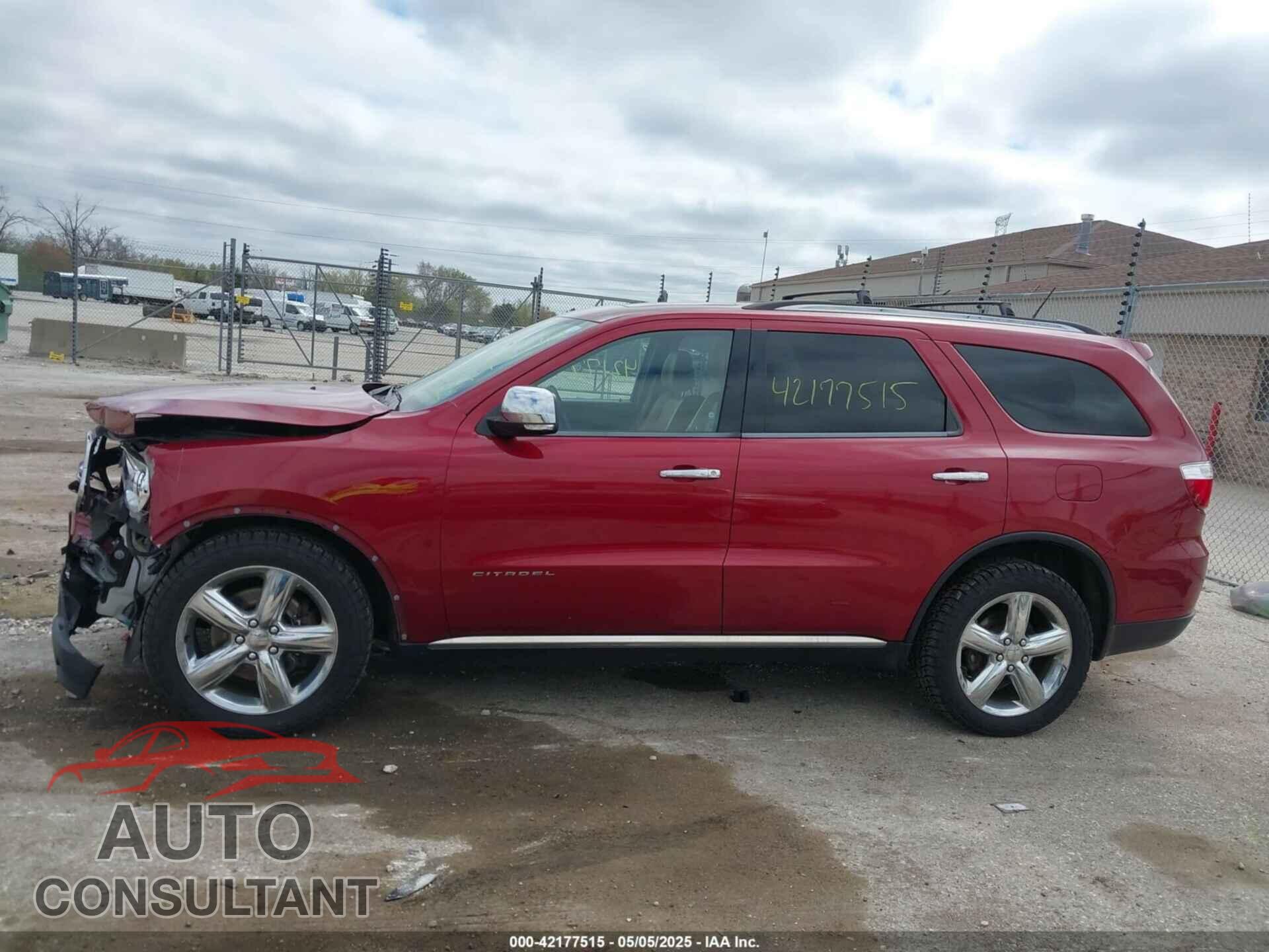 DODGE DURANGO 2013 - 1C4SDJET5DC563149