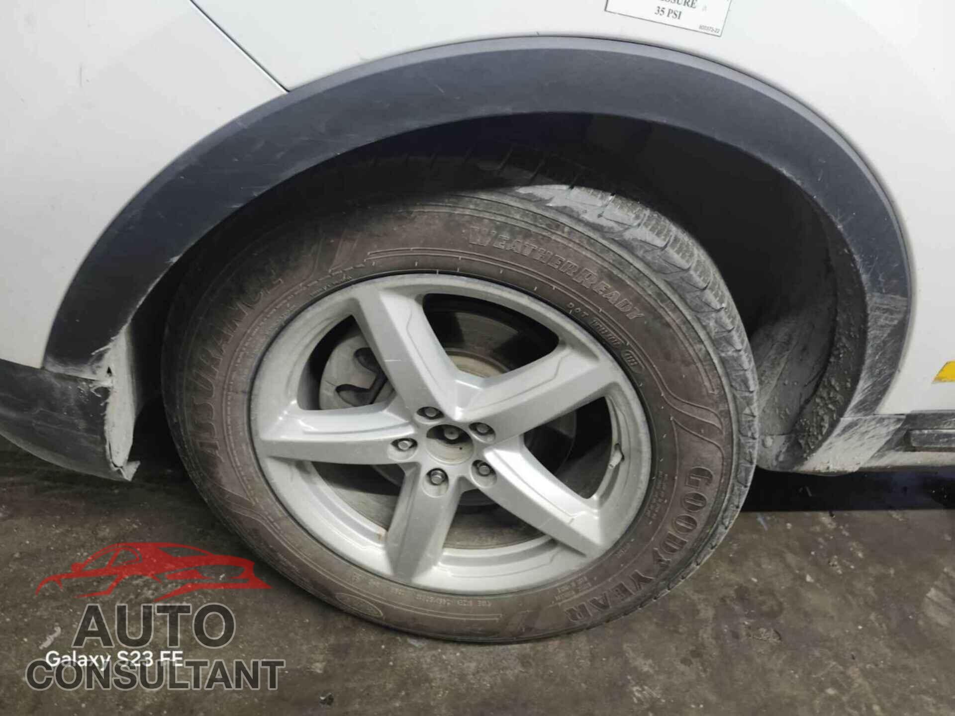 FORD EXPLORER 2018 - 1FM5K8B80JGB60188