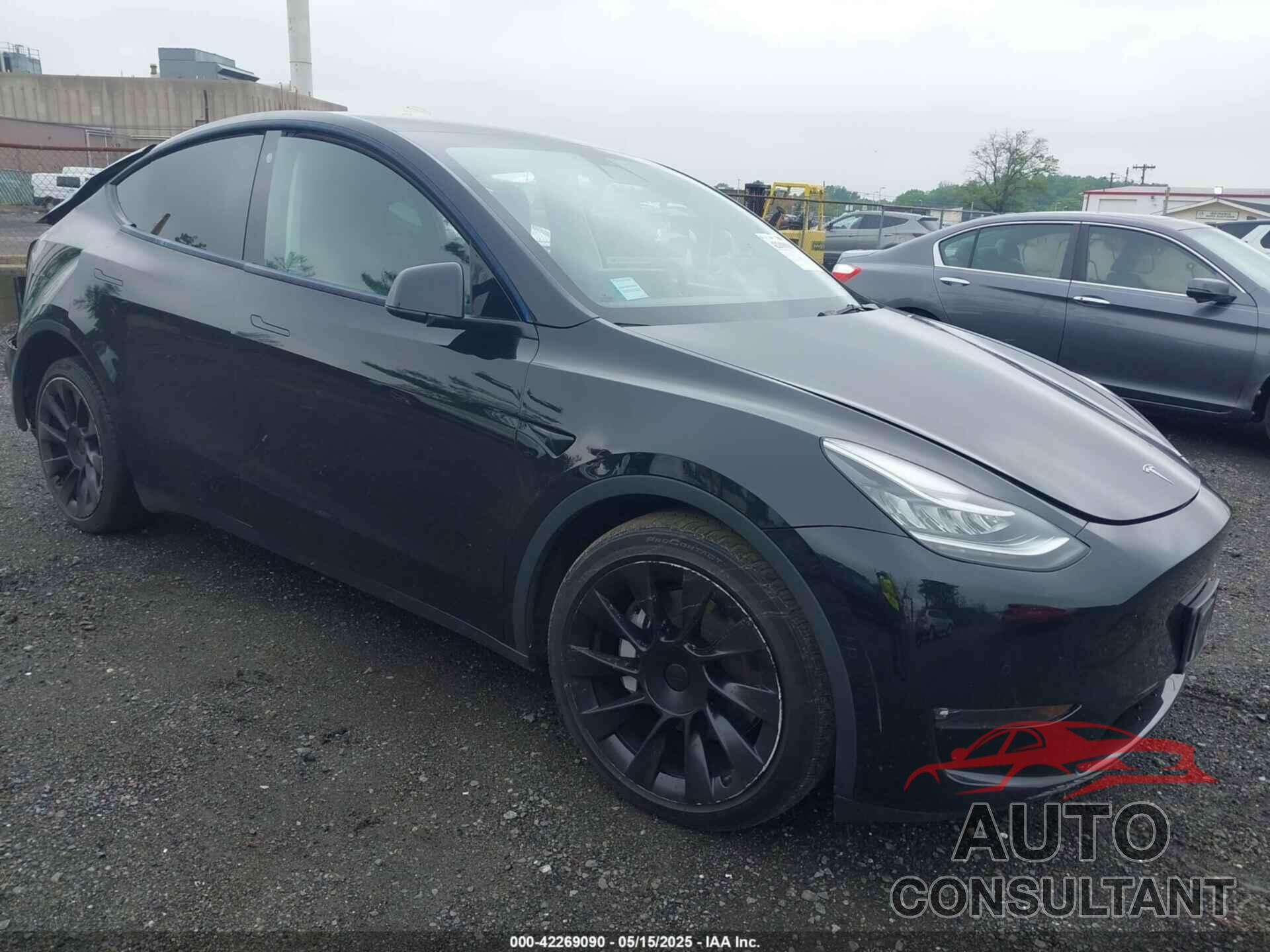 TESLA MODEL Y 2022 - 7SAYGDEE4NF436212