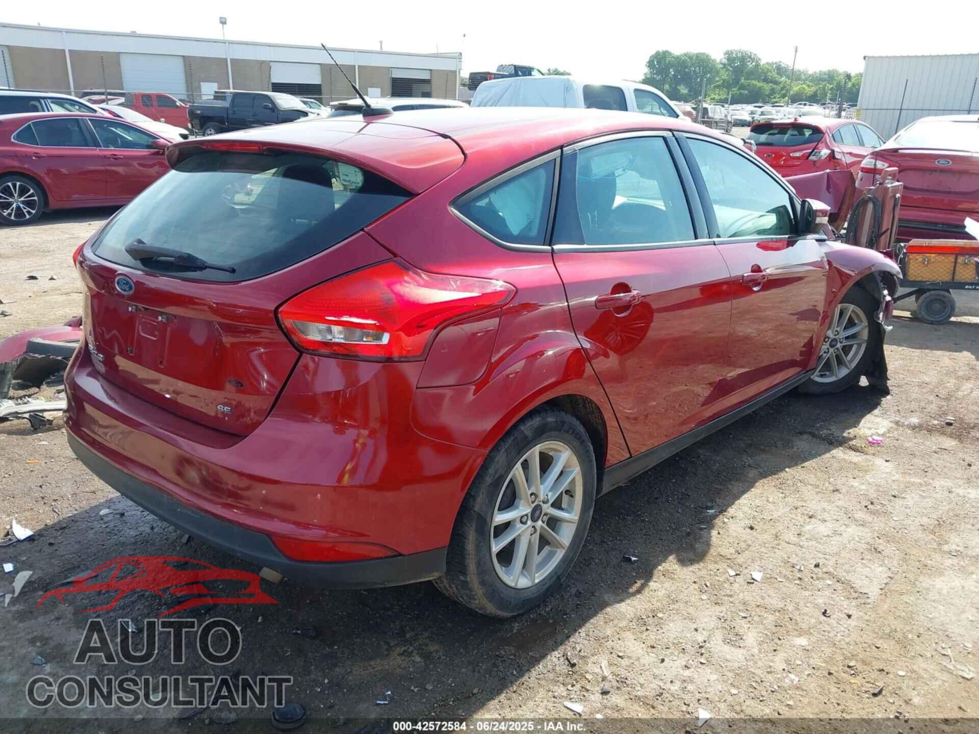 FORD FOCUS 2017 - 1FADP3K28HL229961