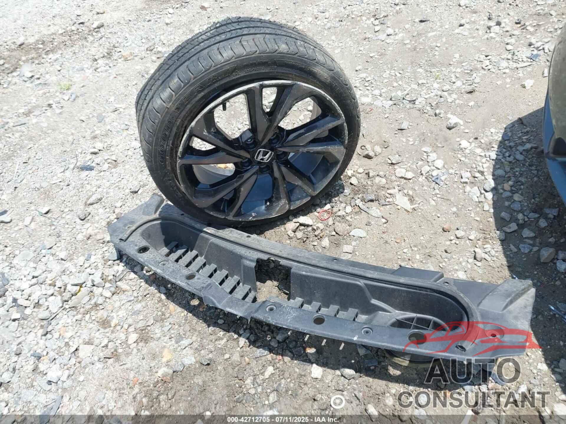 HONDA CIVIC 2019 - 2HGFC4B88KH300607
