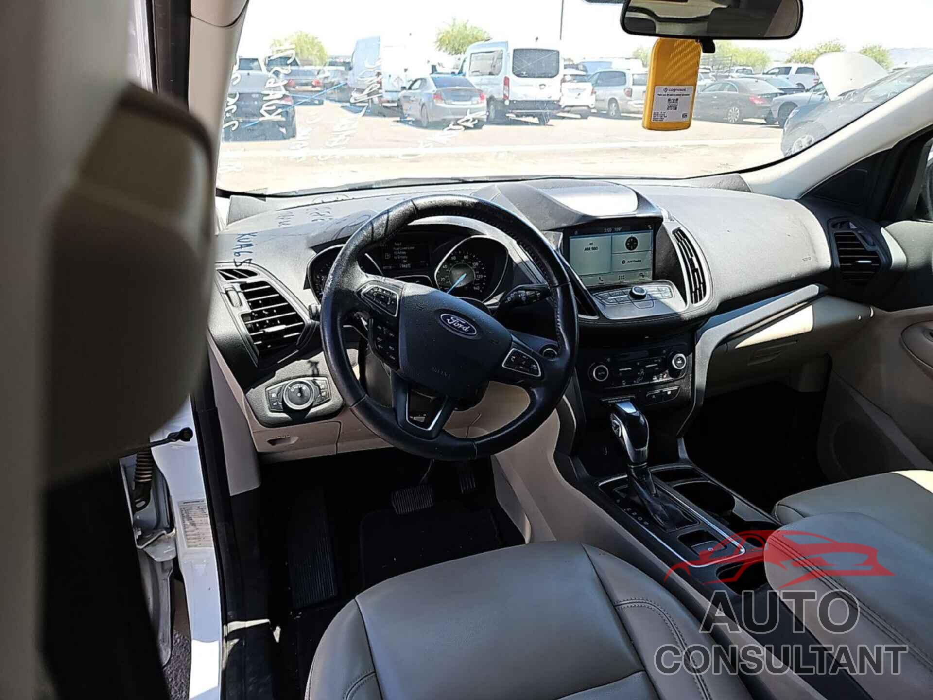FORD ESCAPE 2019 - 1FMCU9HD9KUA65711