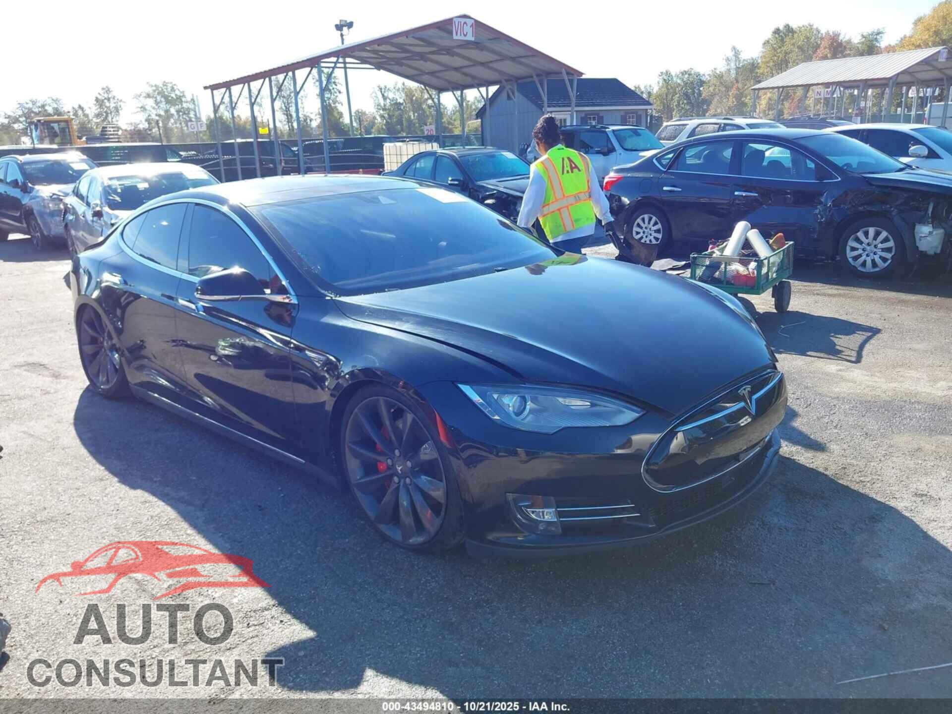 TESLA MODEL S 2016 - 5YJSA1E45GF126762