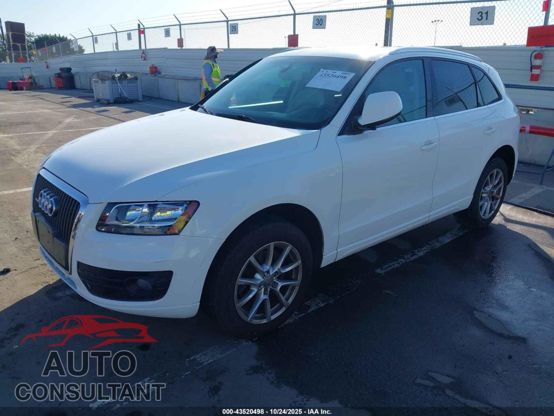 AUDI Q5 2011 - WA1CFAFP4BA042152