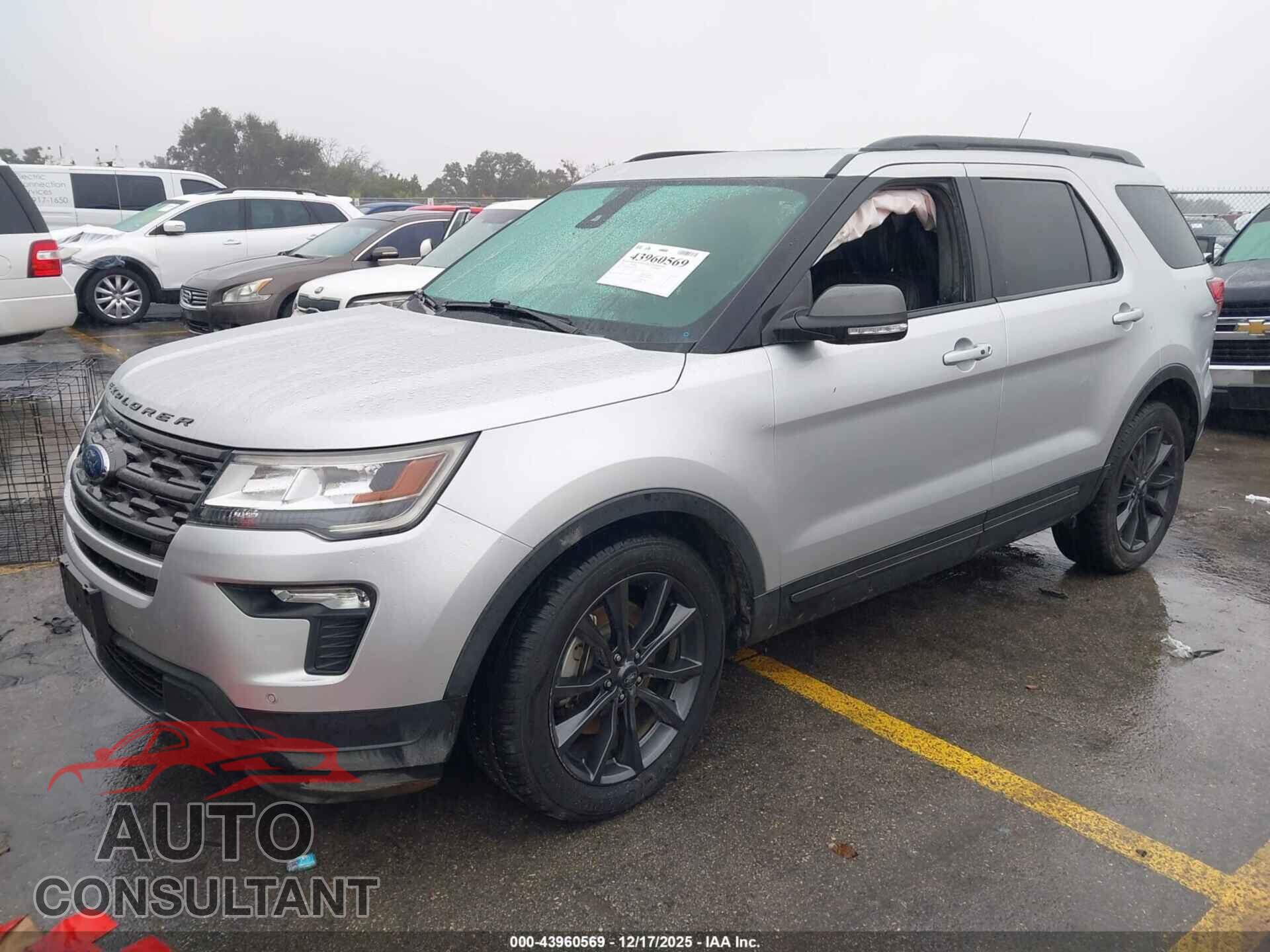 FORD EXPLORER 2018 - 1FM5K7D85JGB78340