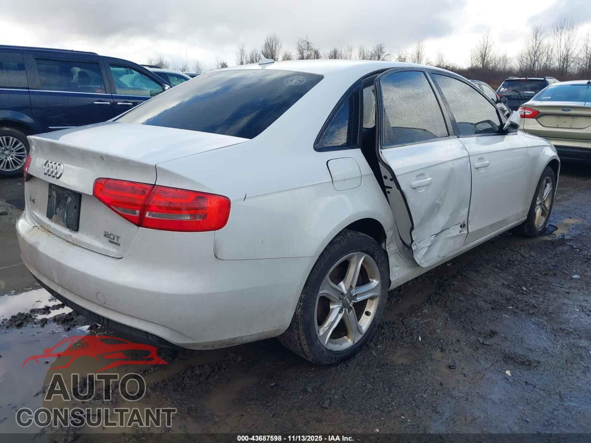 AUDI A4 2013 - WAUBFAFL7DN033081