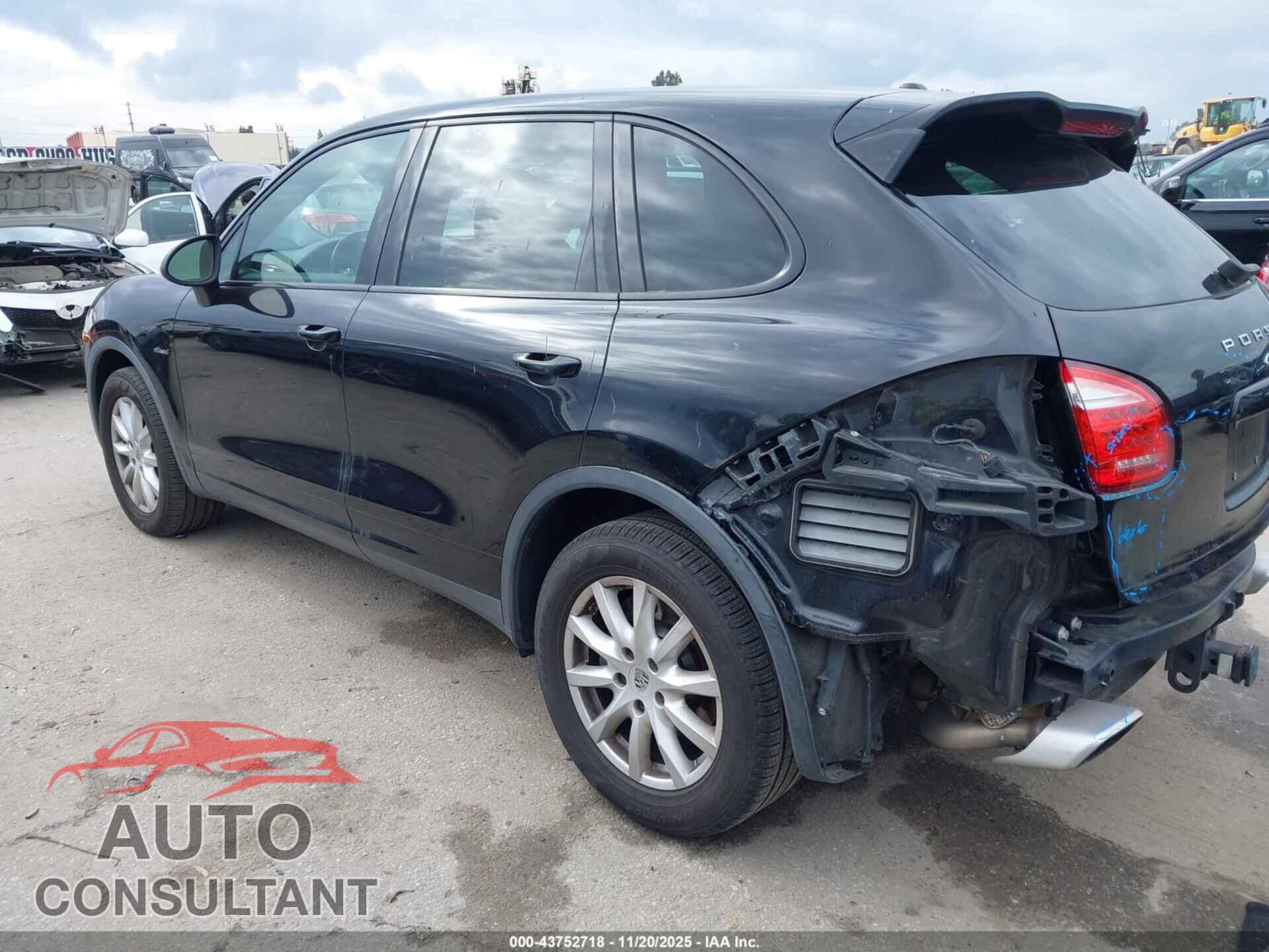 PORSCHE CAYENNE 2013 - WP1AF2A24DLA37084