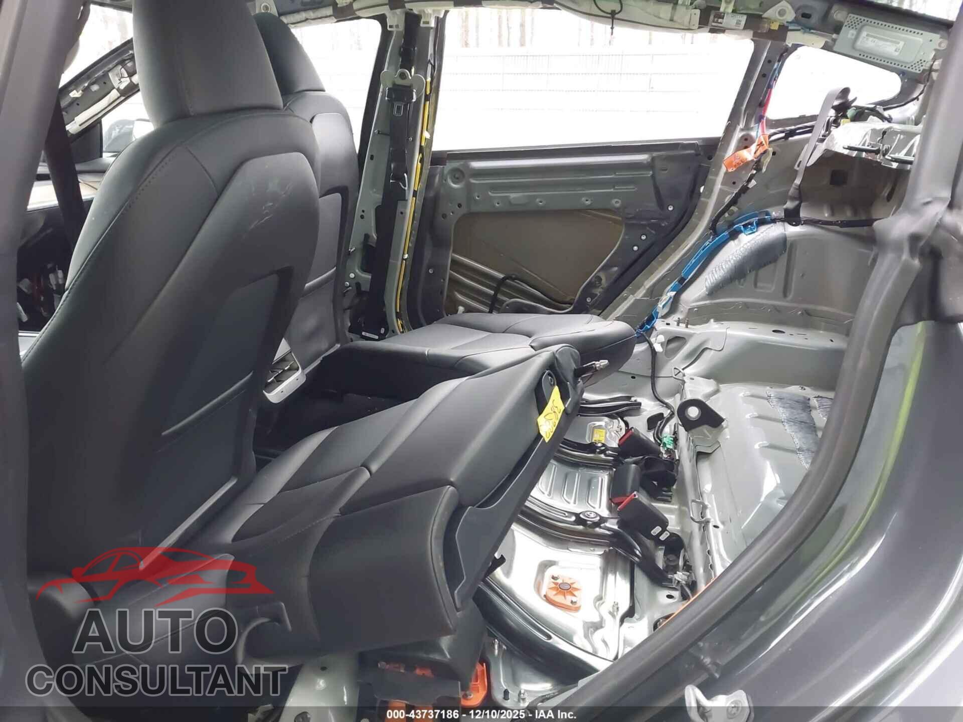 TESLA MODEL 3 2023 - 5YJ3E1EA4PF695116