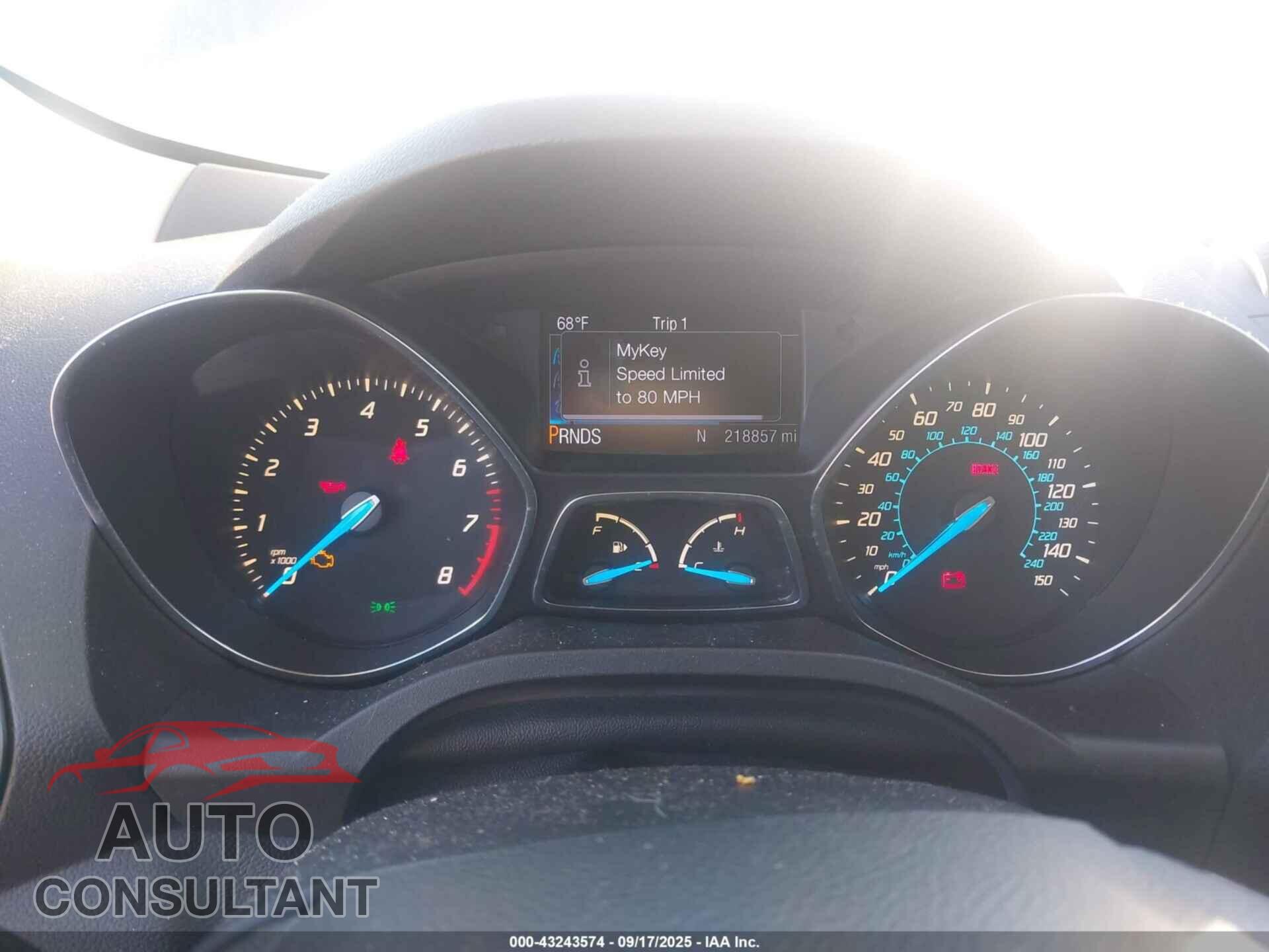 FORD ESCAPE 2013 - 1FMCU9GX4DUB08933