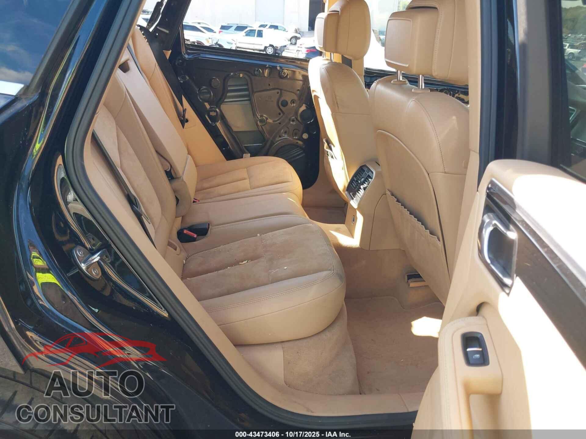 PORSCHE MACAN 2016 - WP1AB2A5XGLB48071
