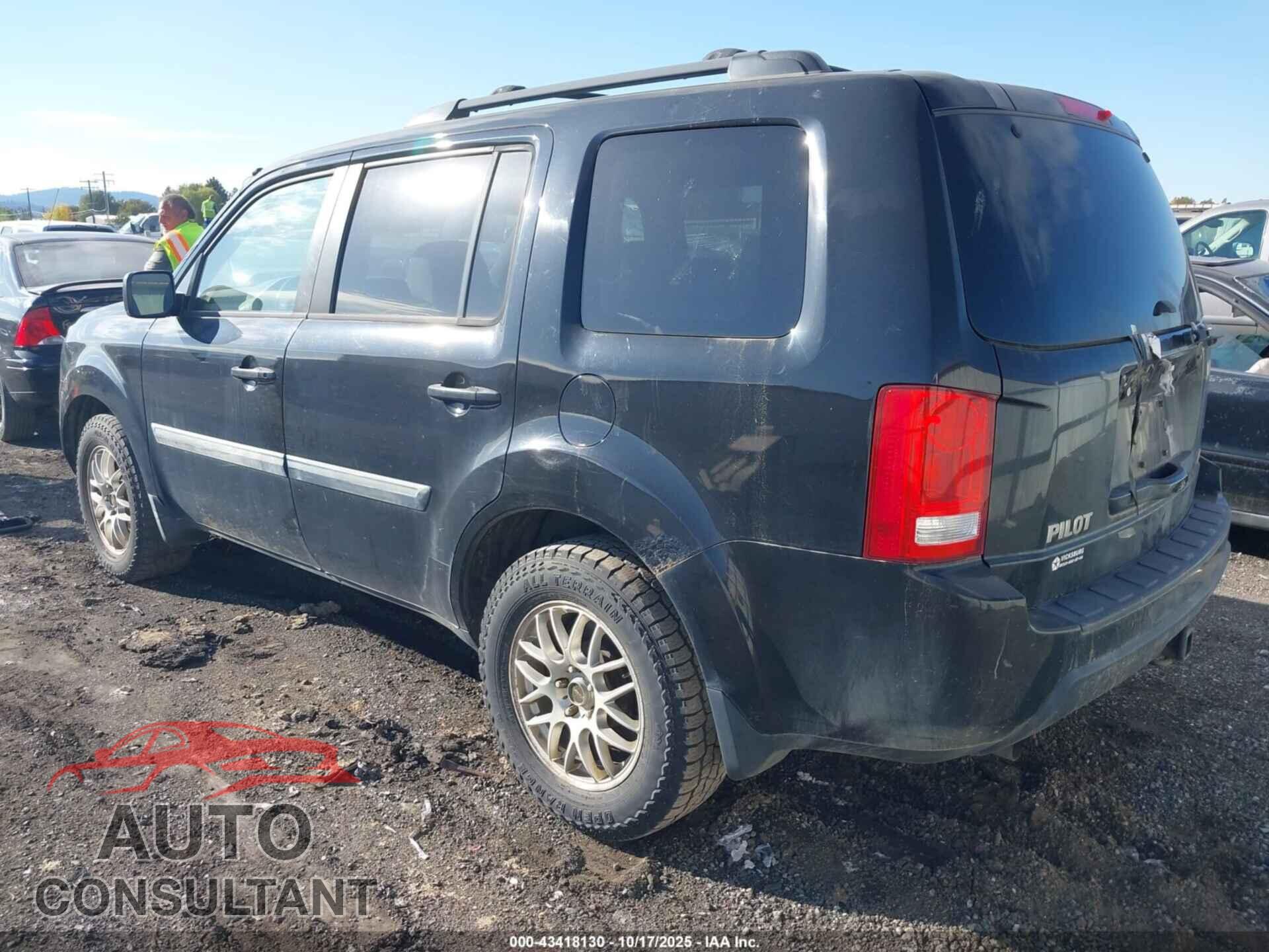 HONDA PILOT 2011 - 5FNYF4H20BB015004