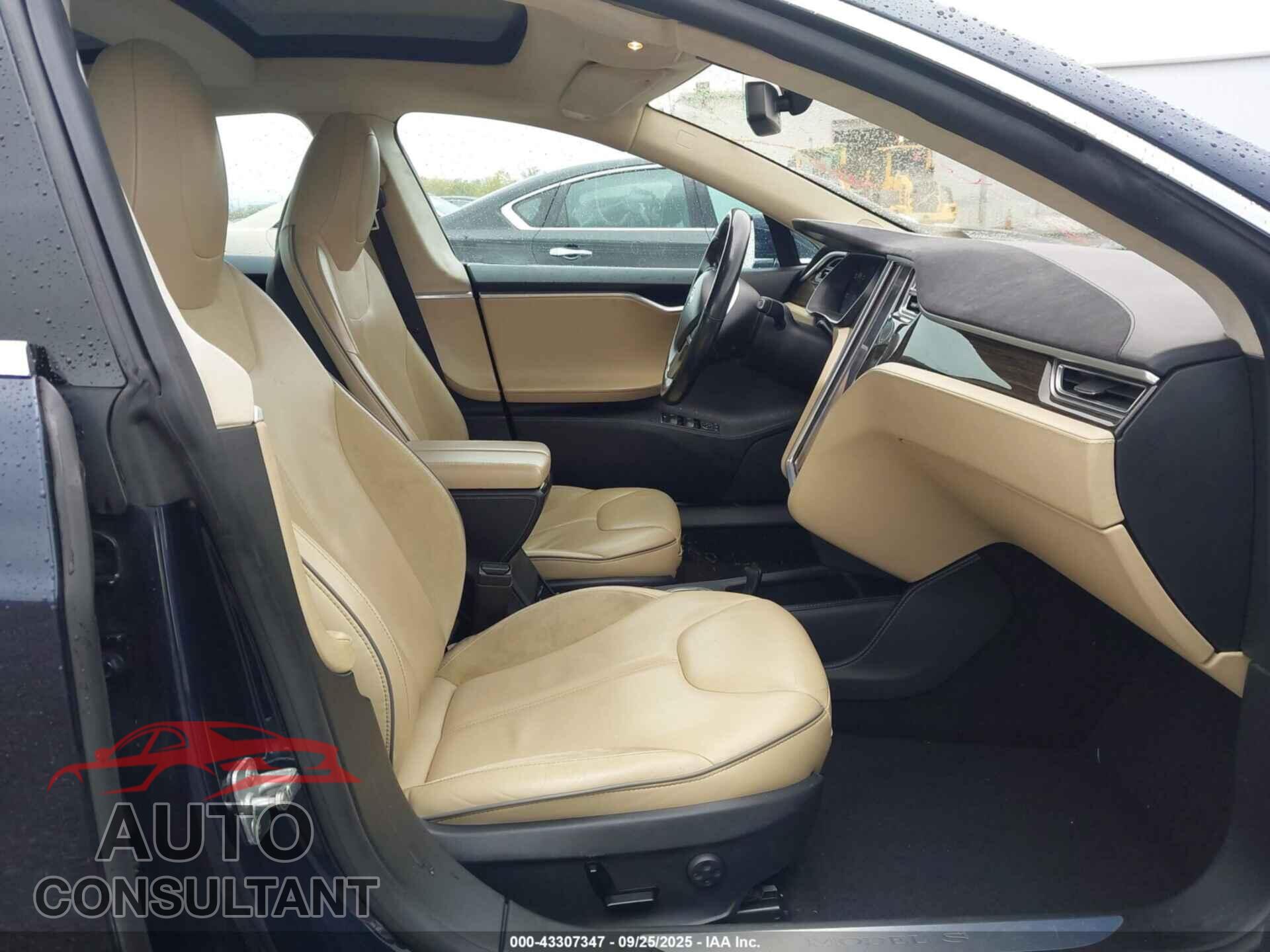TESLA MODEL S 2014 - 5YJSA1H25EFP64940