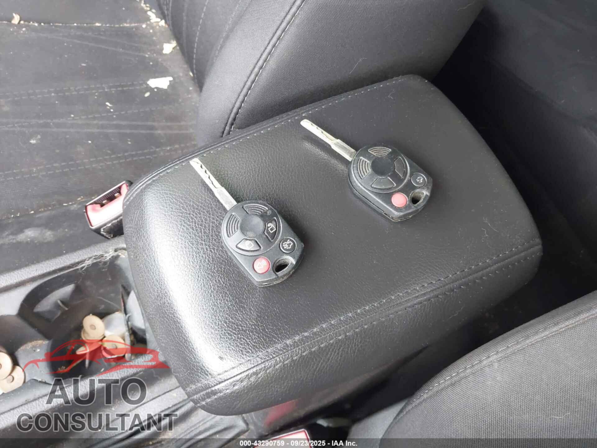 FORD FOCUS 2016 - 1FADP3F29GL378808