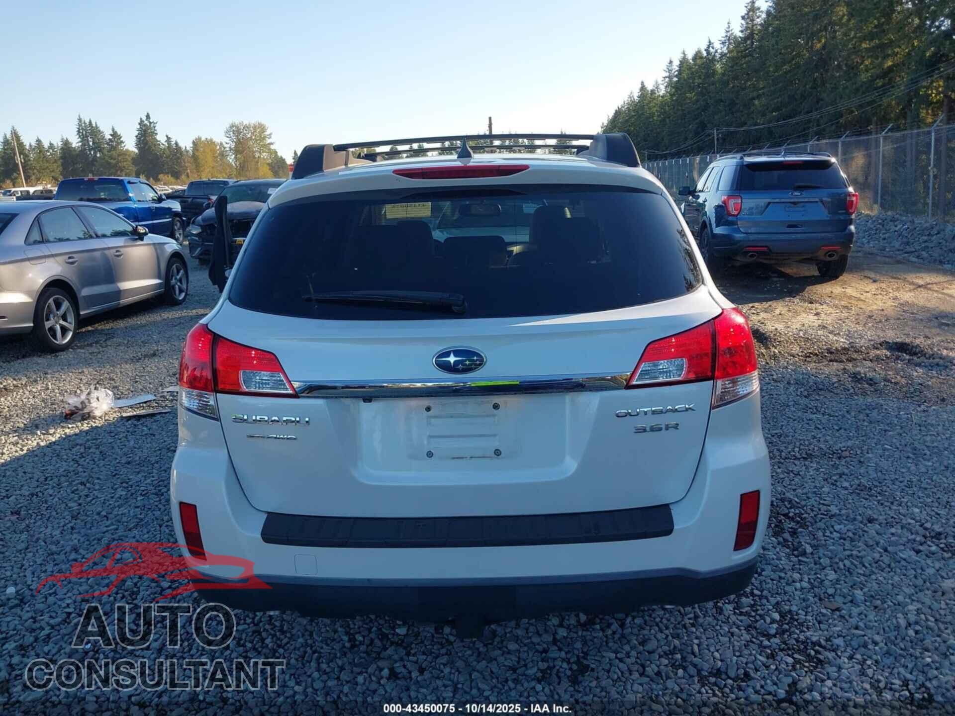 SUBARU OUTBACK 2011 - 4S4BRDLC8B2404145