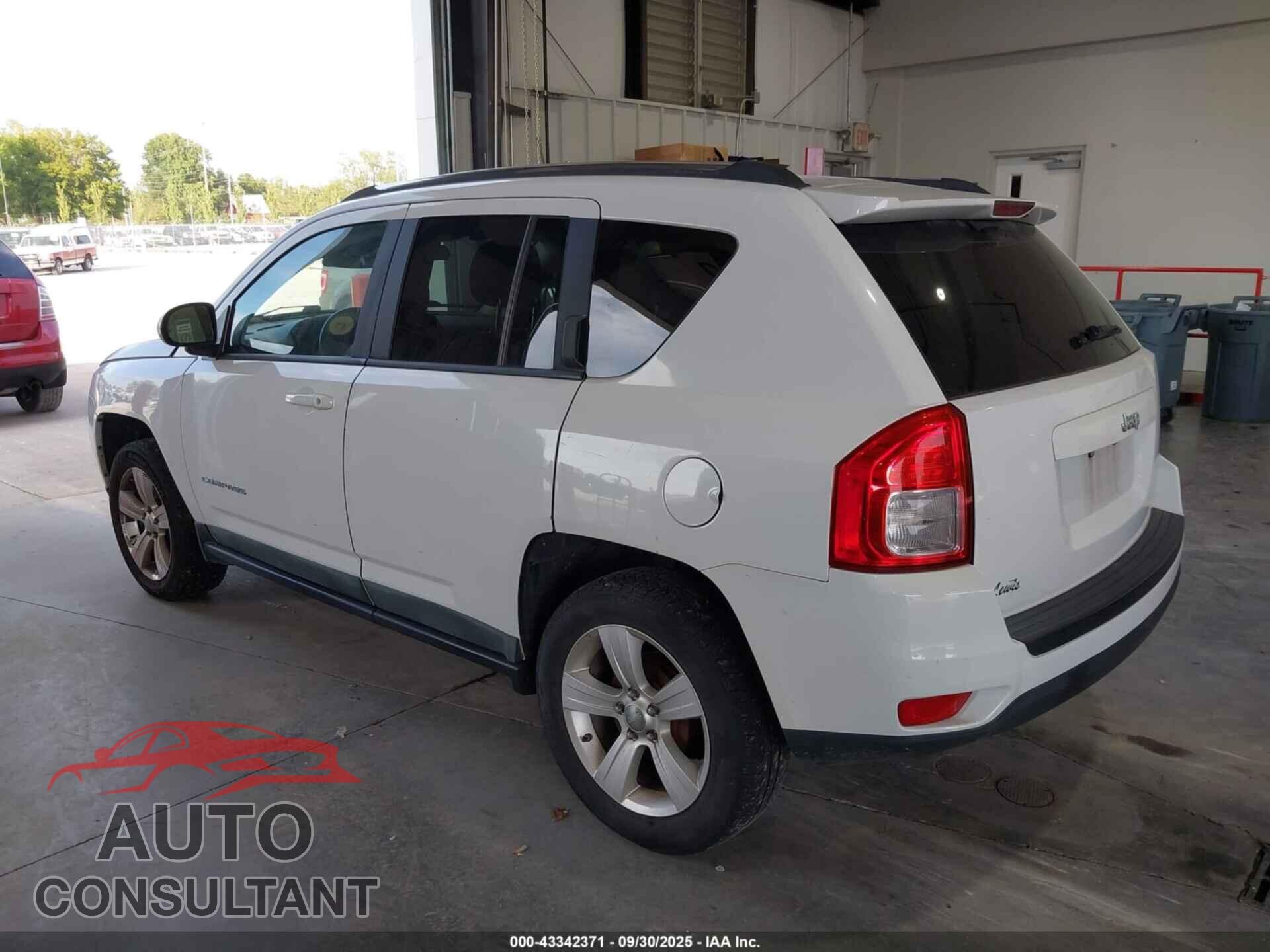 JEEP COMPASS 2011 - 1J4NT1FA9BD287783