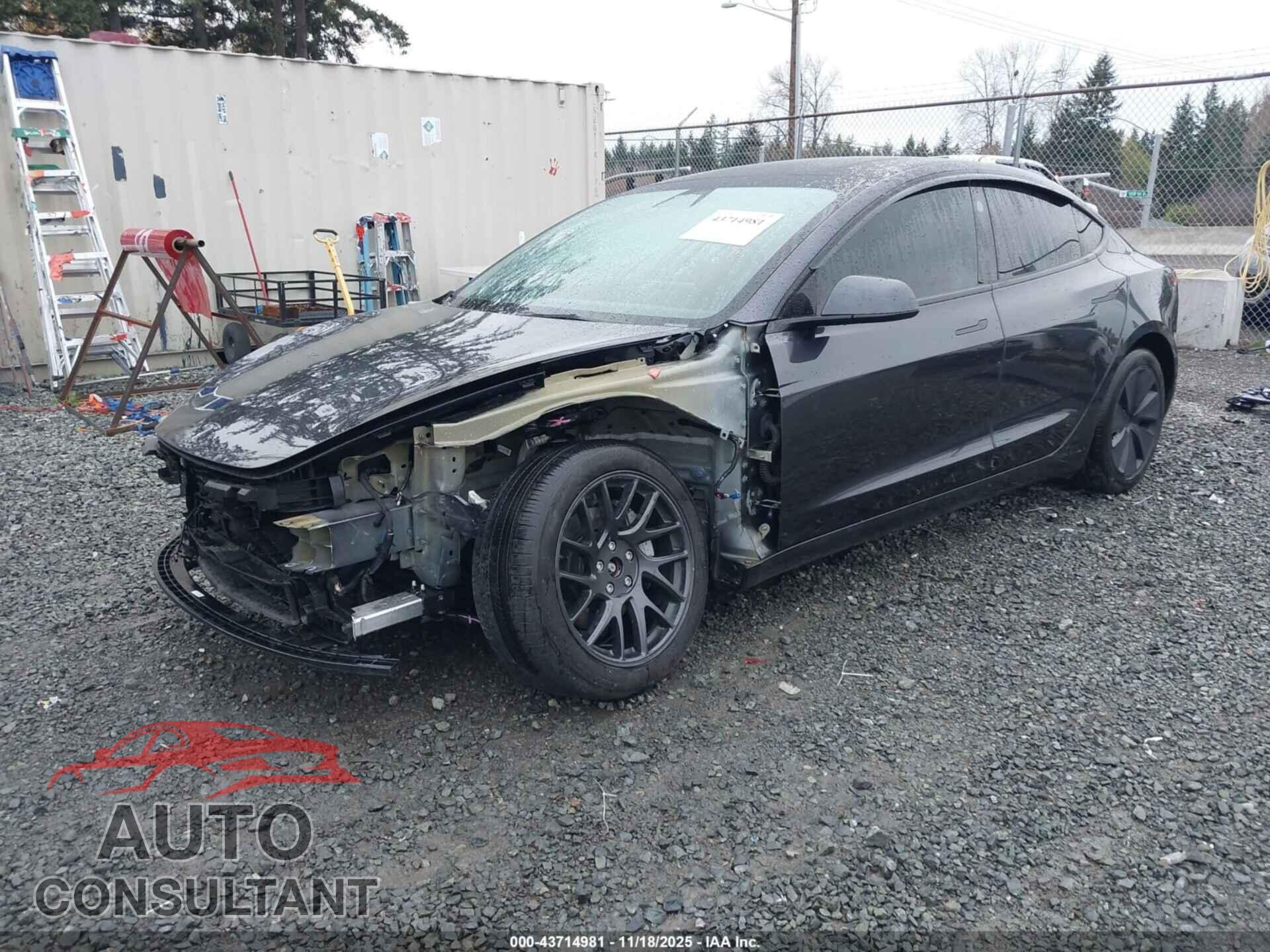 TESLA MODEL 3 2024 - 5YJ3E1EB6RF787856