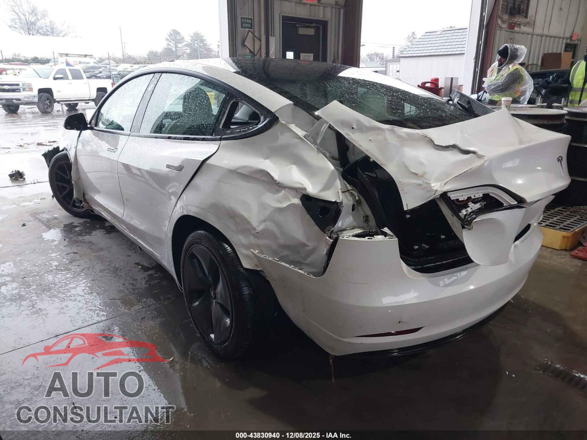 TESLA MODEL 3 2023 - 5YJ3E1EA7PF384280