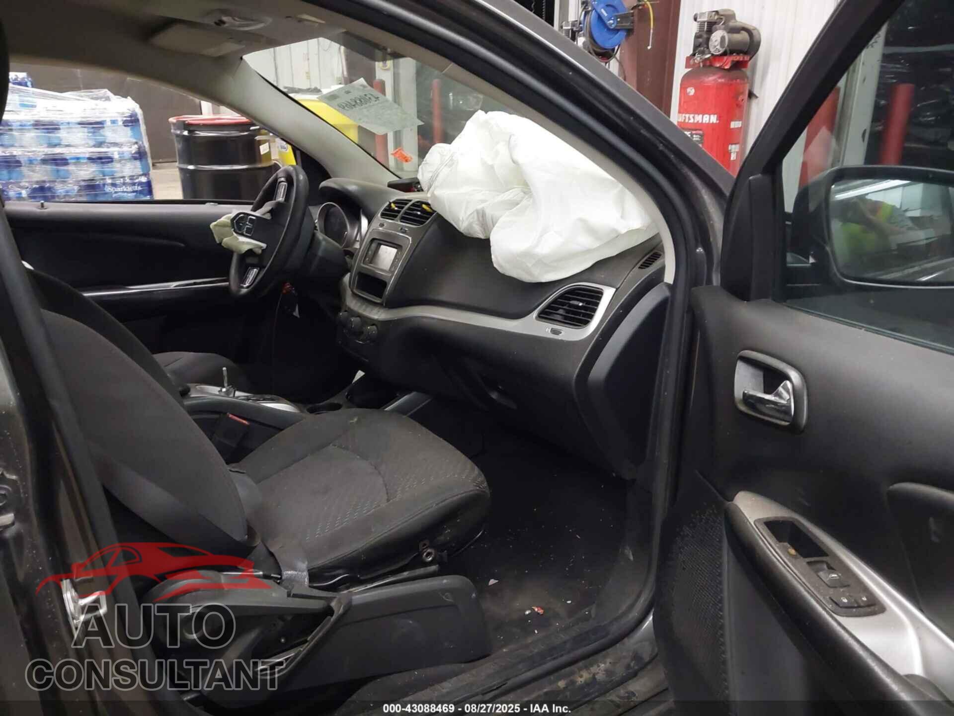 DODGE JOURNEY 2015 - 3C4PDCAB4FT752896