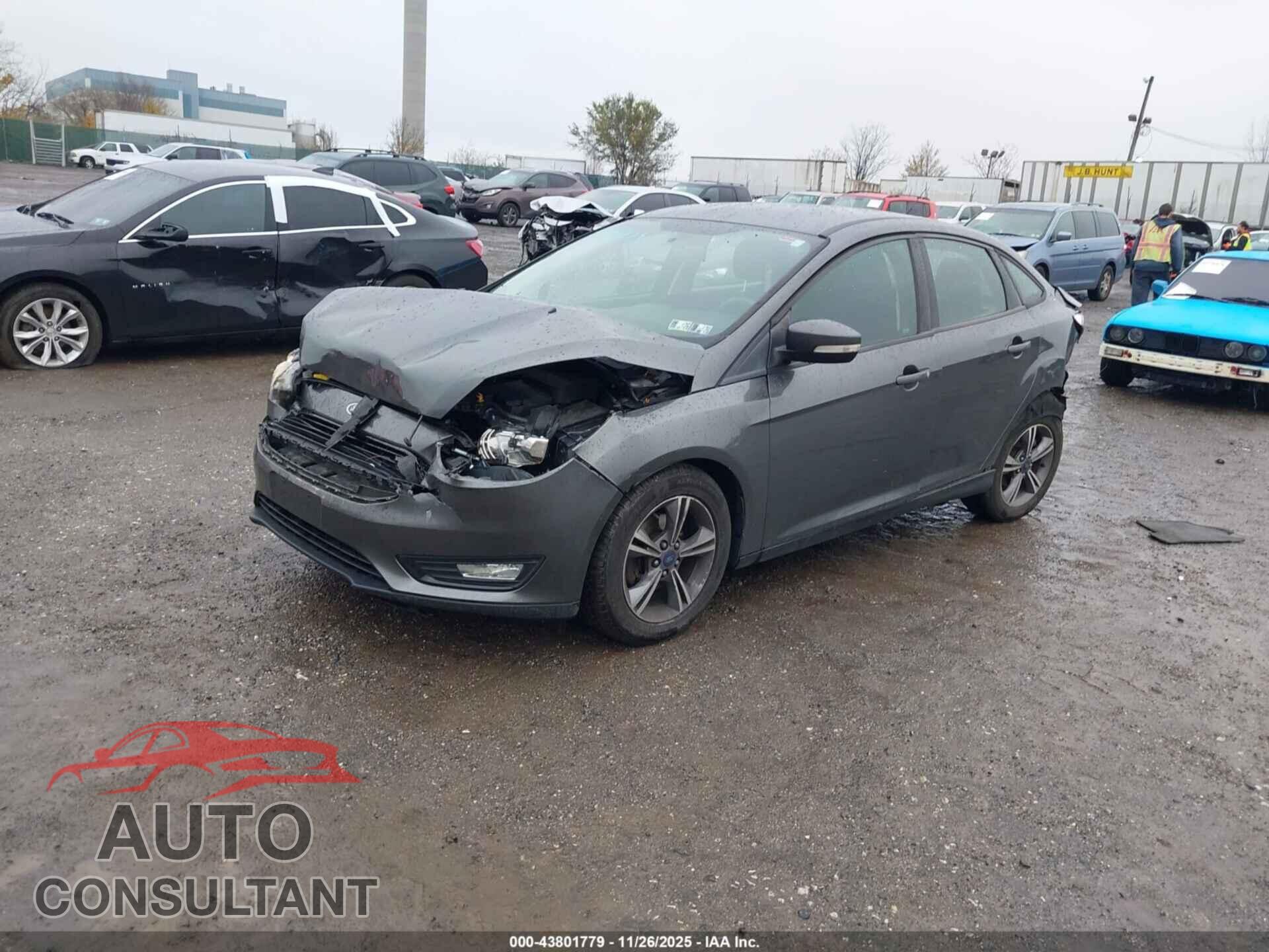 FORD FOCUS 2017 - 1FADP3FE2HL302648