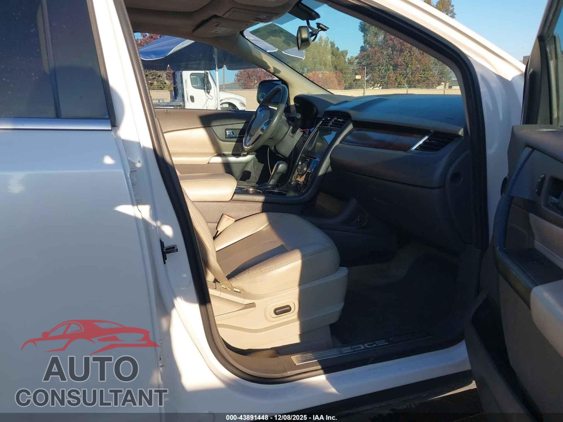 FORD EDGE 2011 - 2FMDK3KC8BBA81363