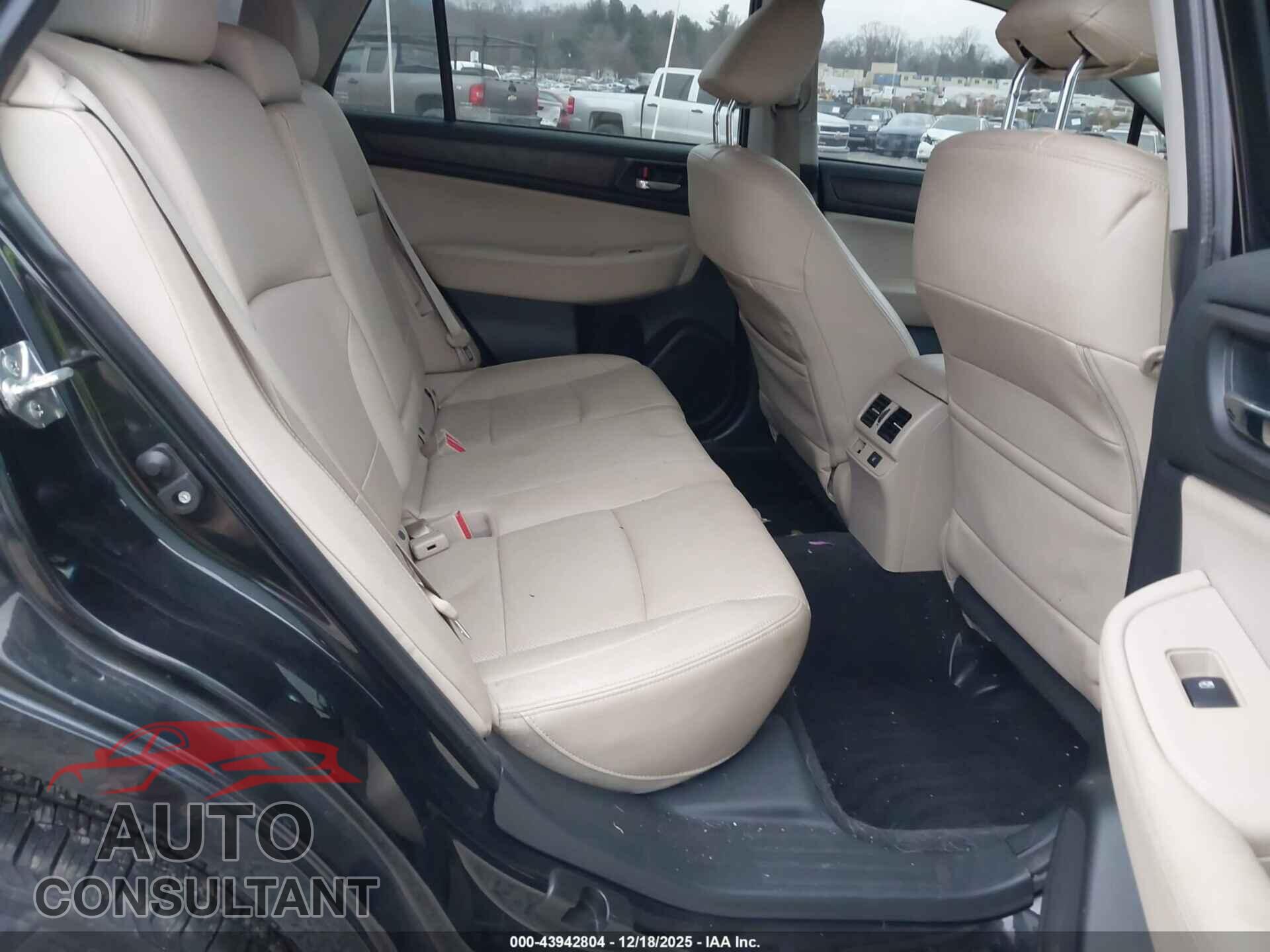 SUBARU OUTBACK 2015 - 4S4BSBLC1F3202885