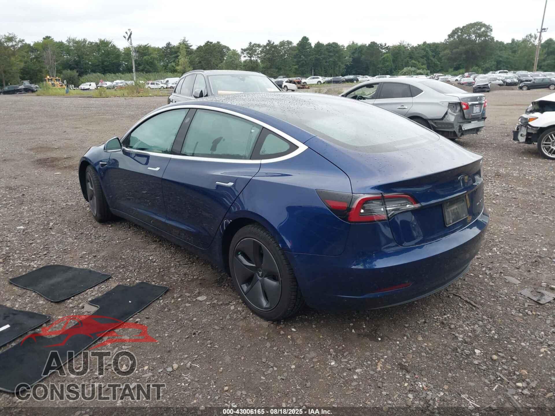 TESLA MODEL 3 2019 - 5YJ3E1EB0KF211069
