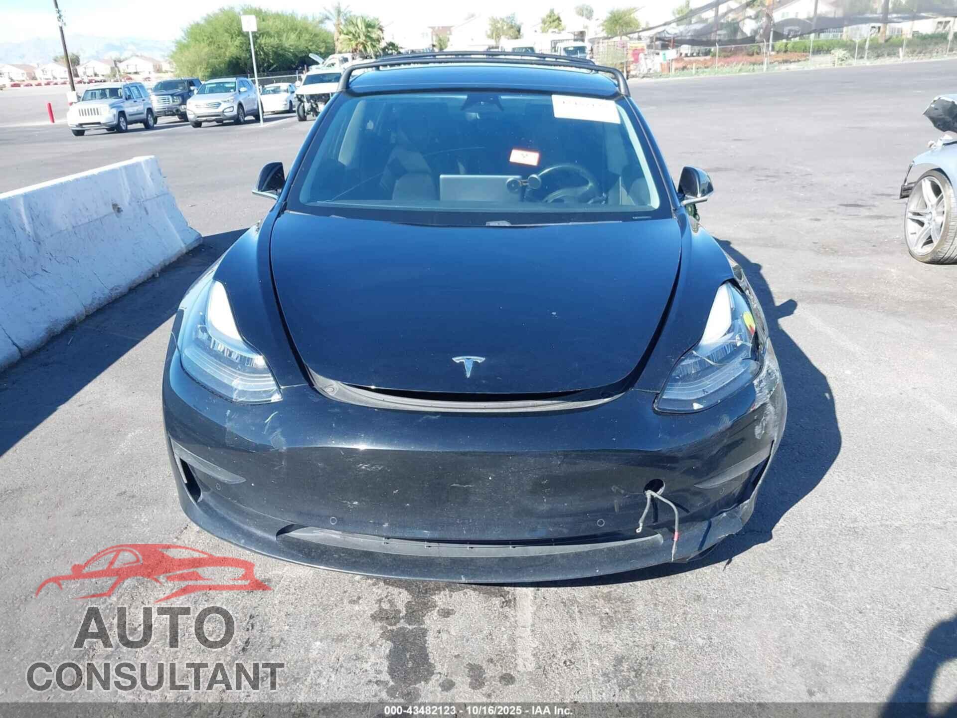 TESLA MODEL 3 2018 - 5YJ3E1EA2JF061231