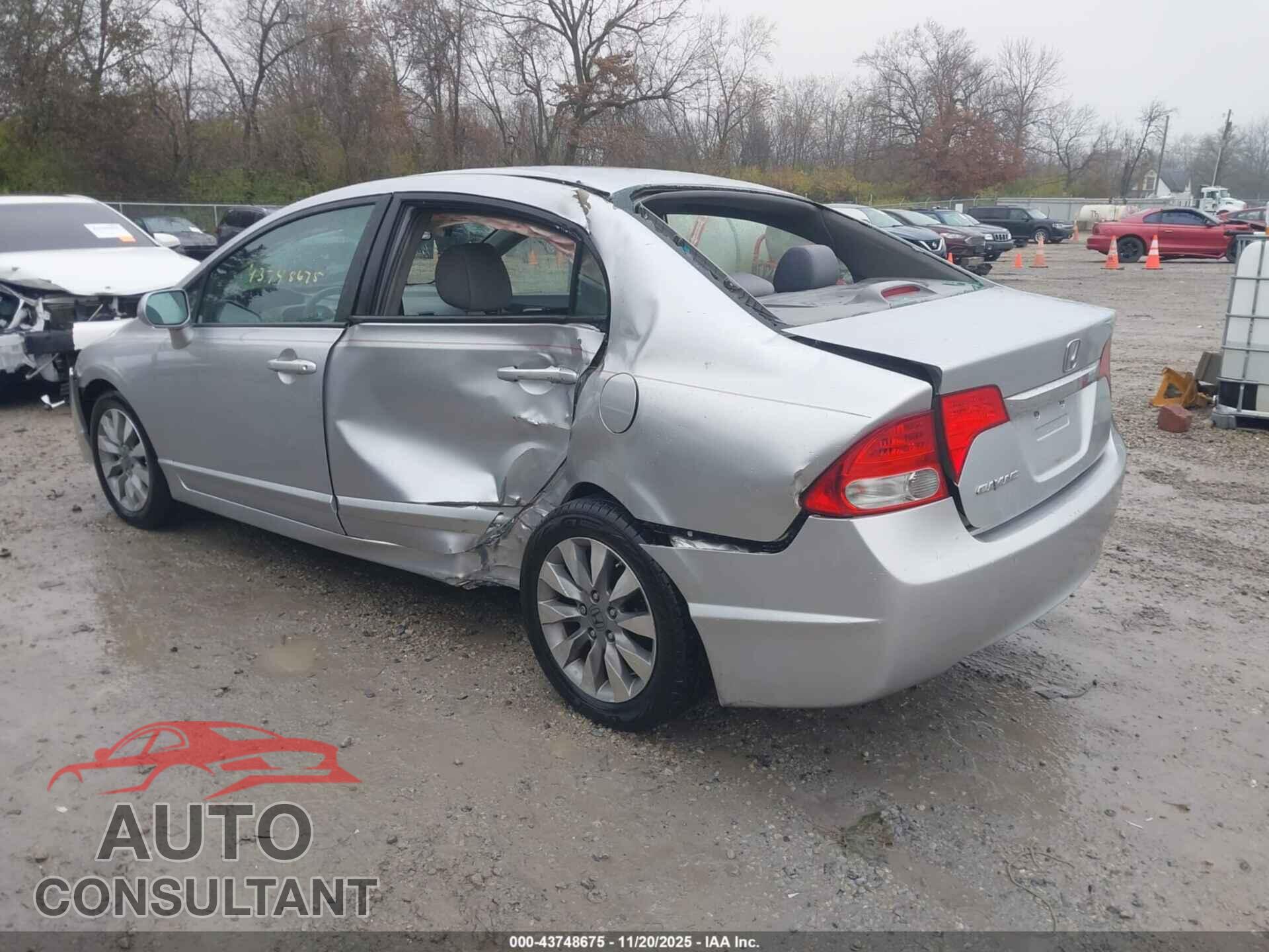 HONDA CIVIC 2011 - 2HGFA1F84BH515111