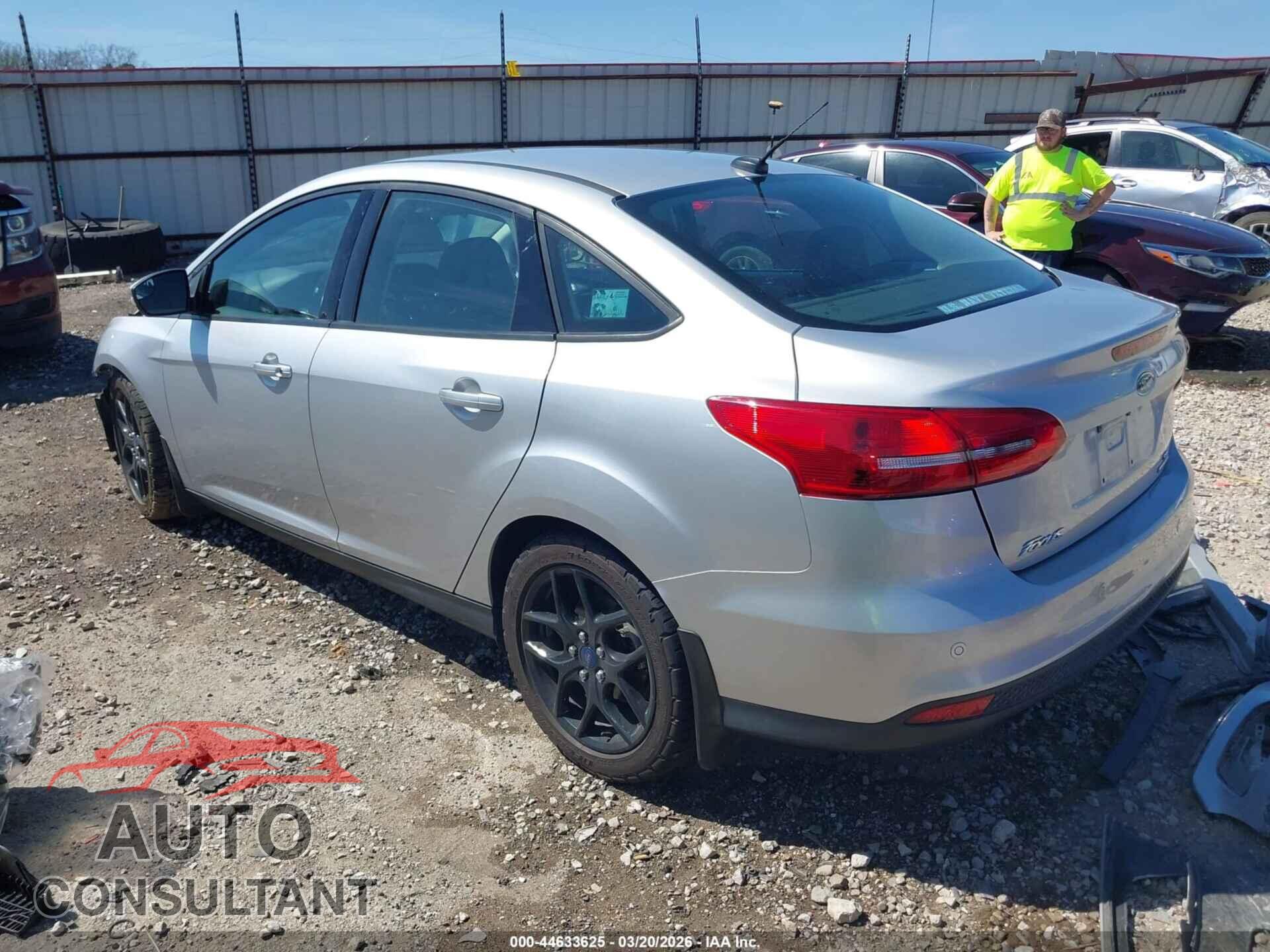 FORD FOCUS 2016 - 1FADP3F25GL201169