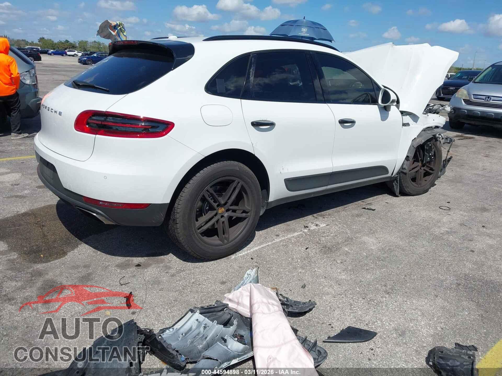 PORSCHE MACAN 2017 - WP1AA2A59HLB80417