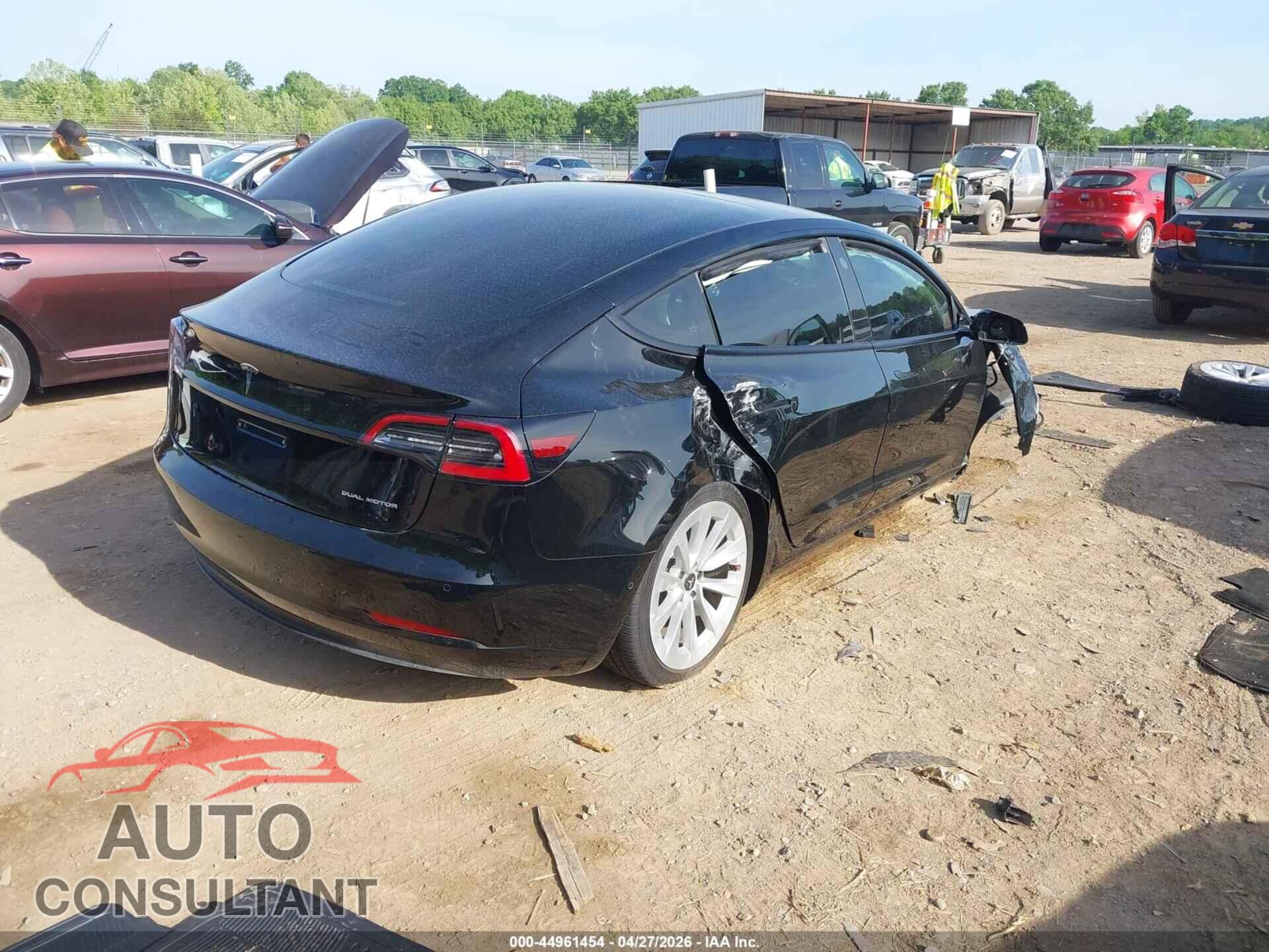 TESLA MODEL 3 2021 - 5YJ3E1EB5MF036174