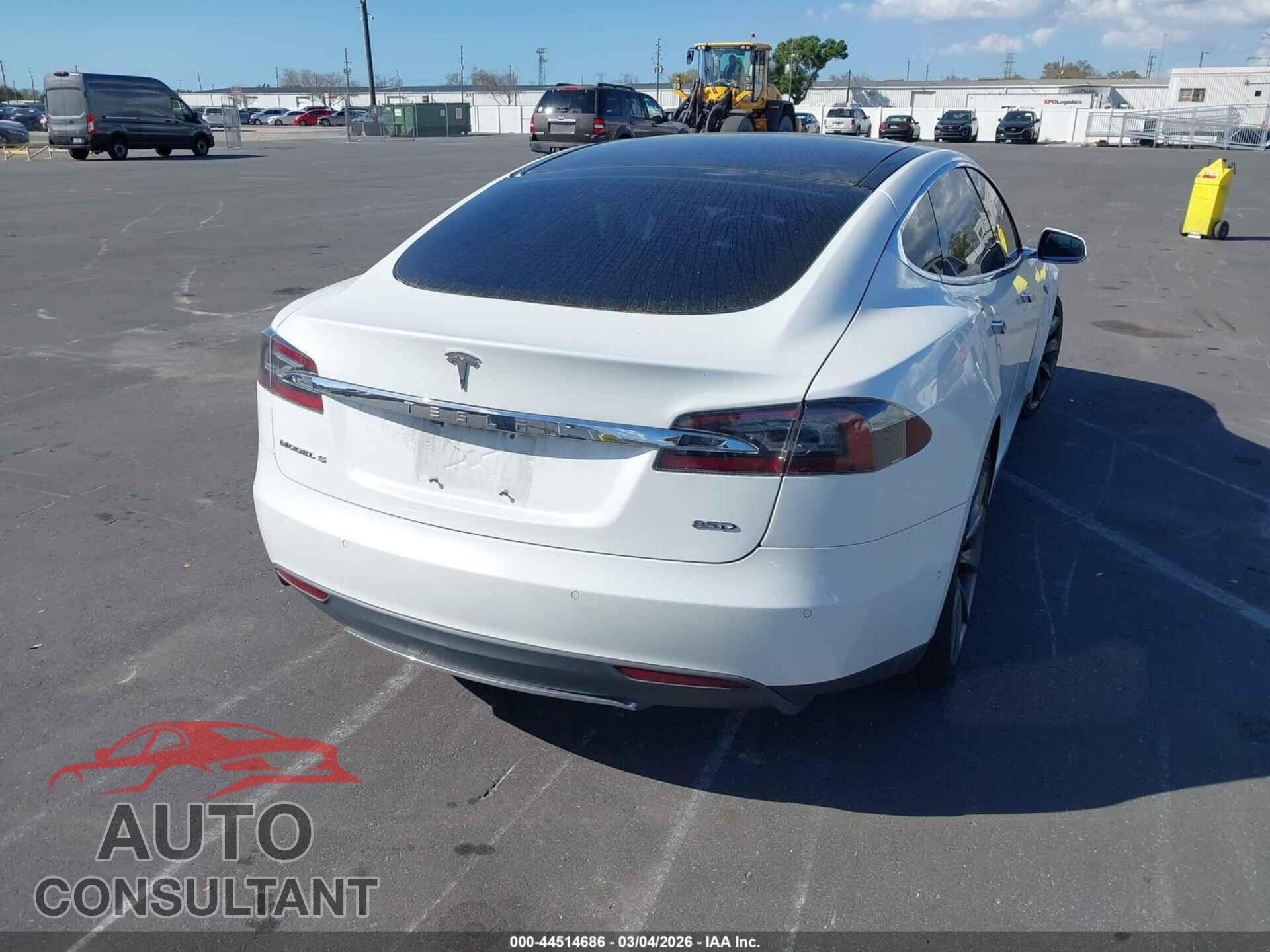 TESLA MODEL S 2015 - 5YJSA1E29FF118290
