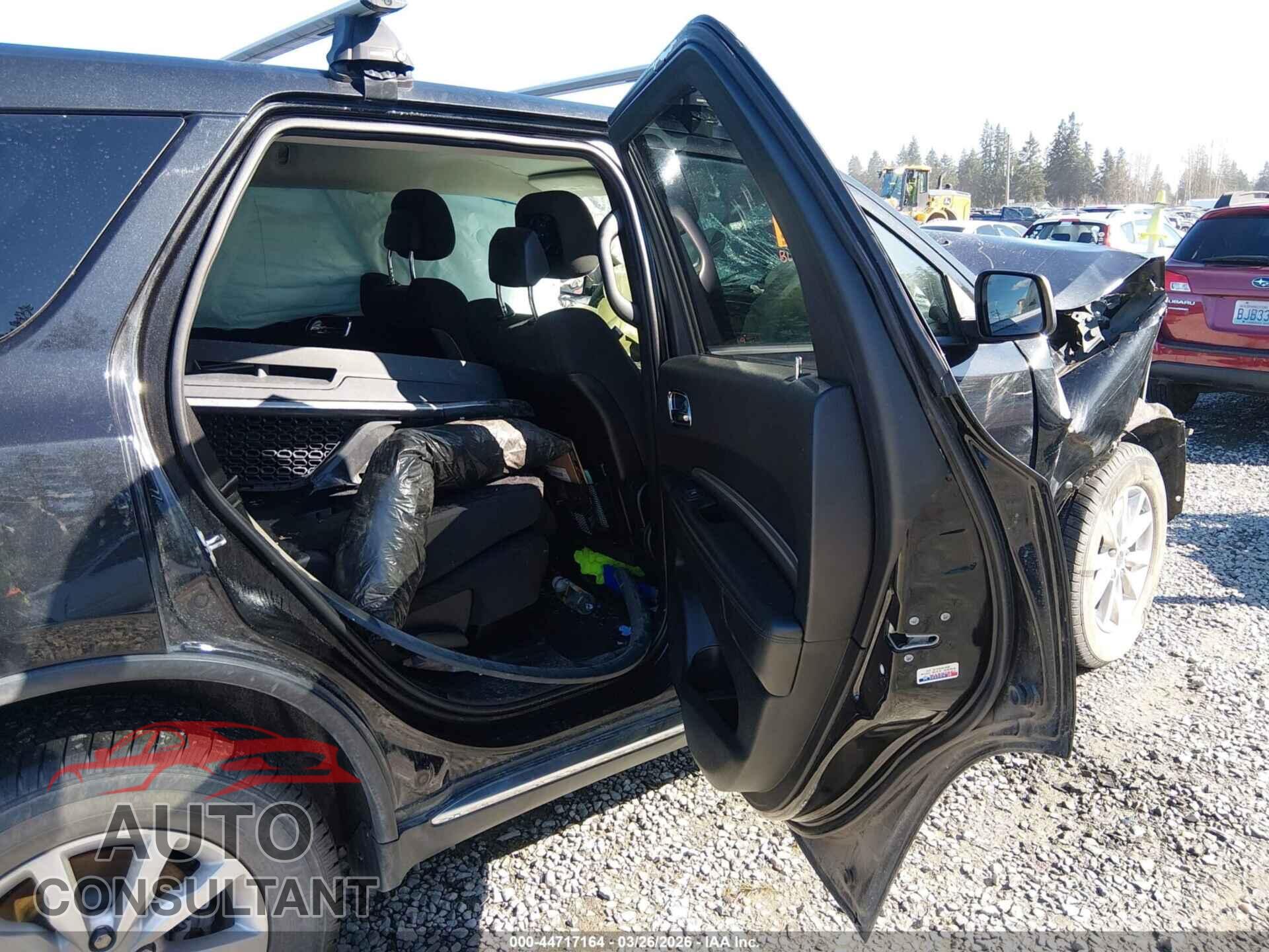 DODGE DURANGO 2015 - 1C4RDJAGXFC101857