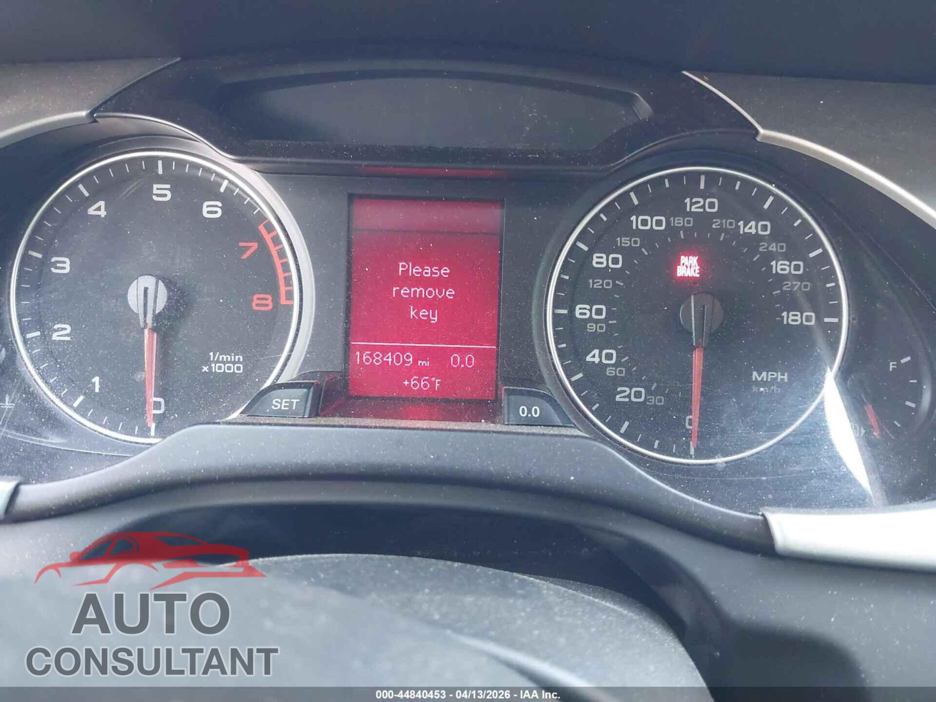 AUDI A4 2010 - WAUHFAFL8AN008843