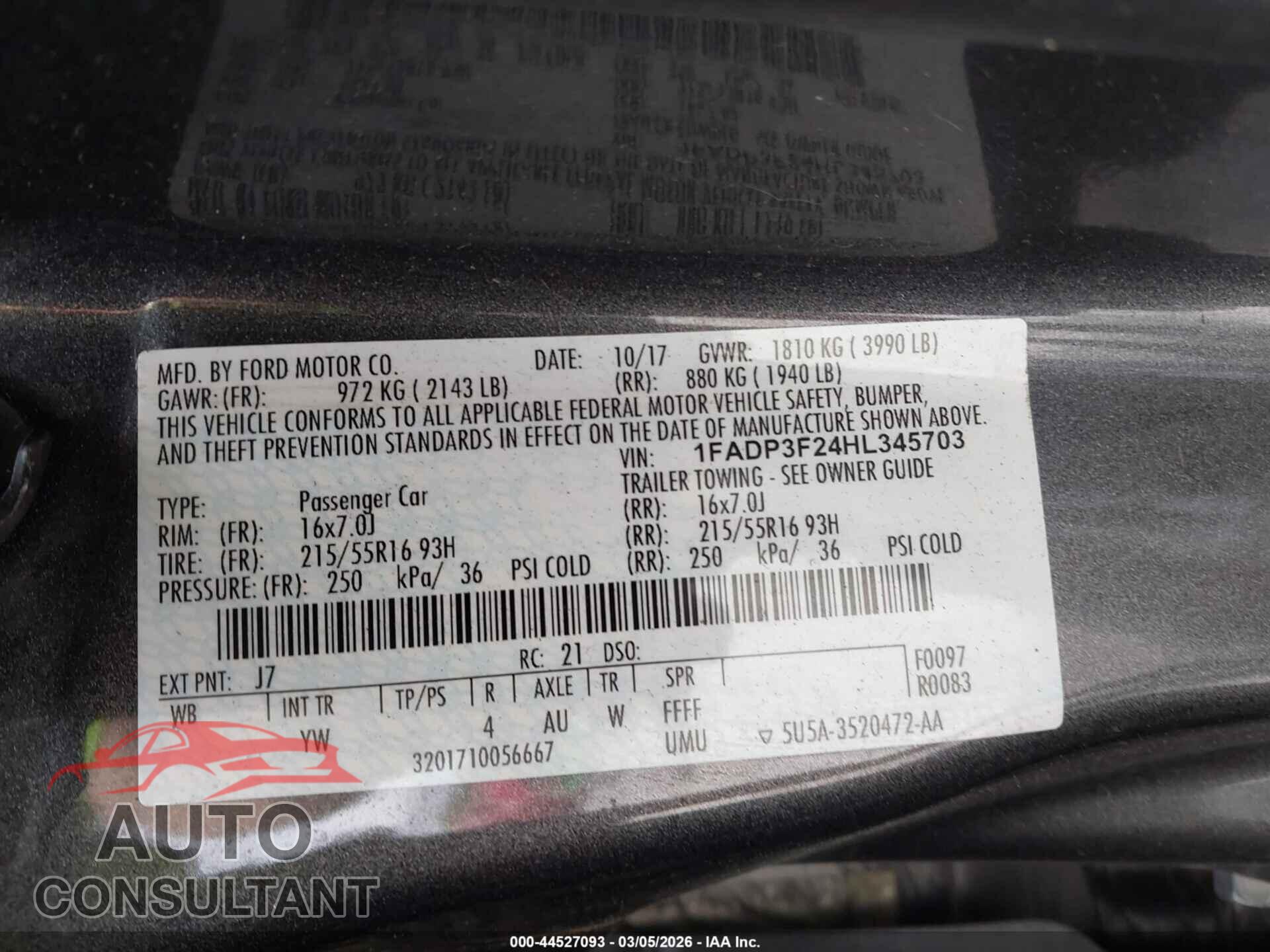 FORD FOCUS 2017 - 1FADP3F24HL345703