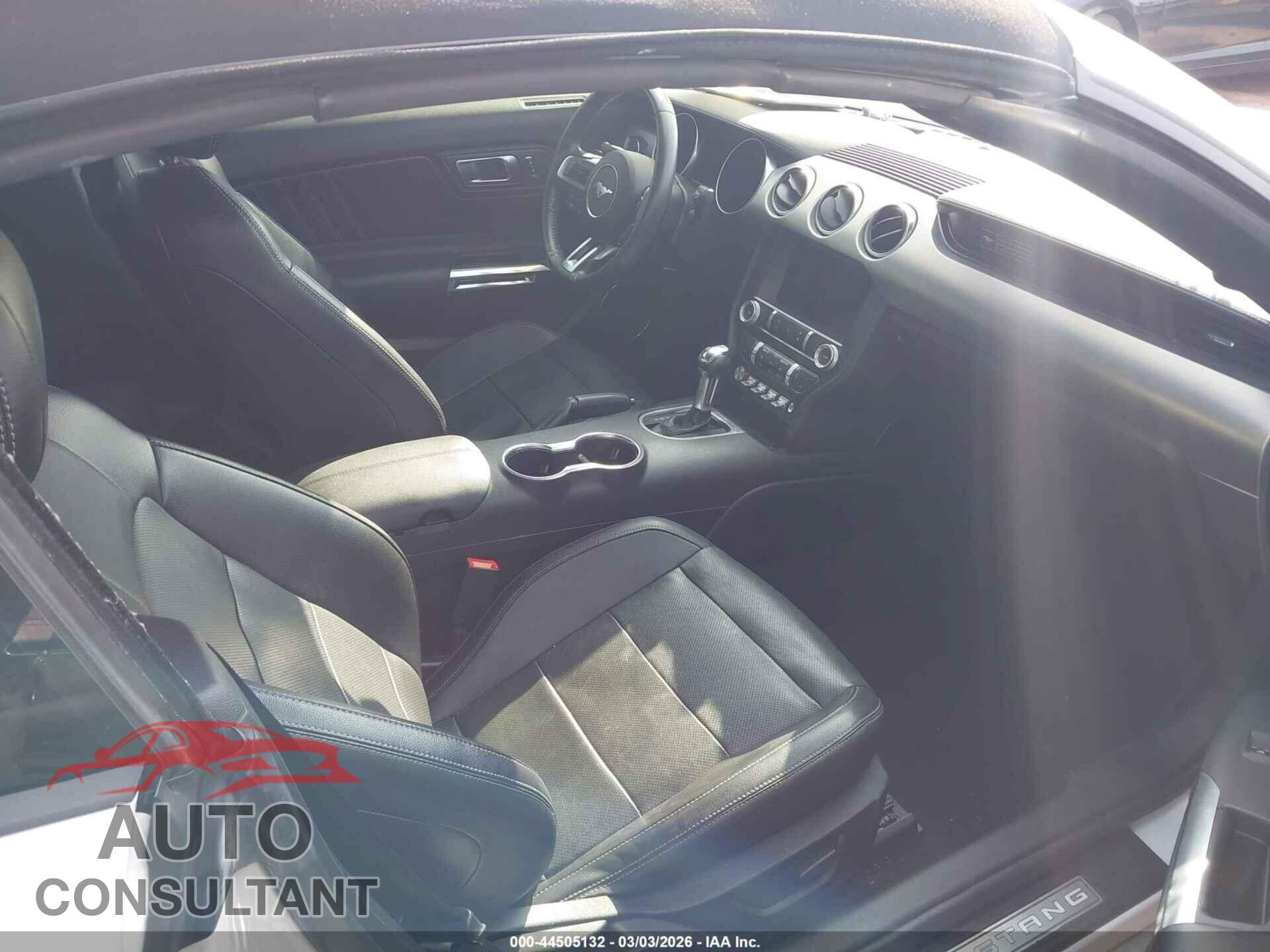 FORD MUSTANG 2020 - 1FATP8UH5L5125564