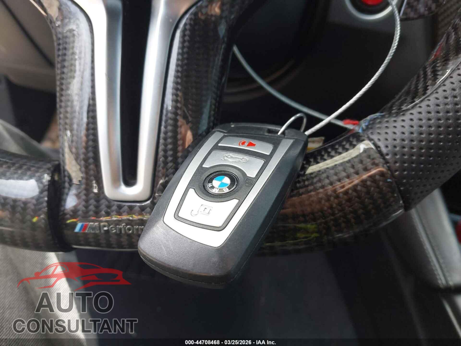BMW M4 2017 - WBS3U9C52HP970926