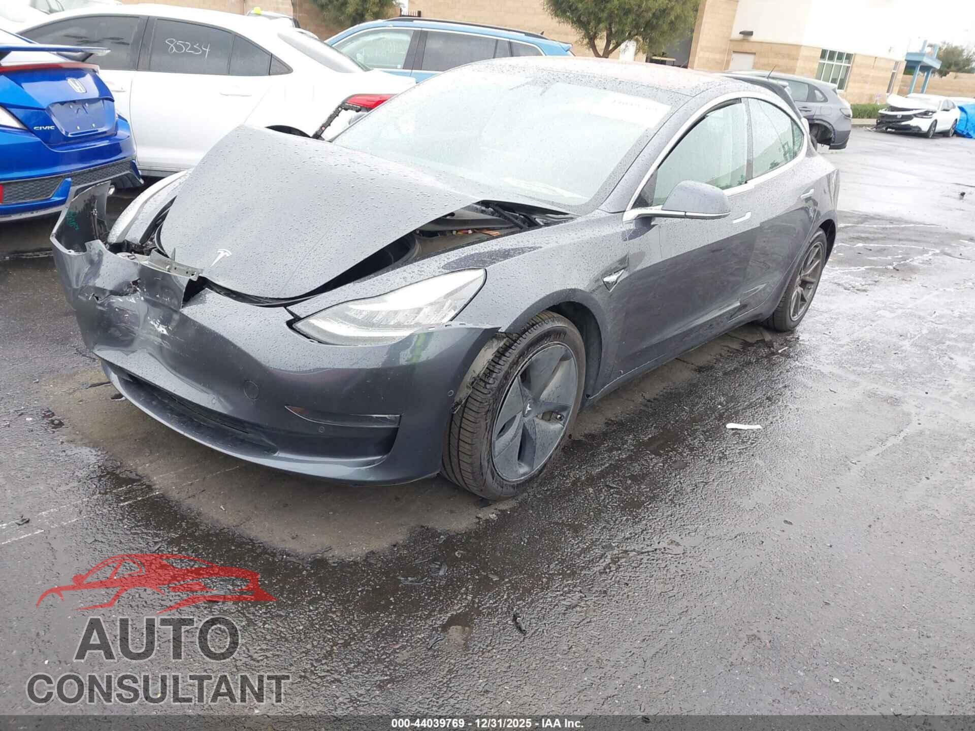 TESLA MODEL 3 2018 - 5YJ3E1EA7JF045235