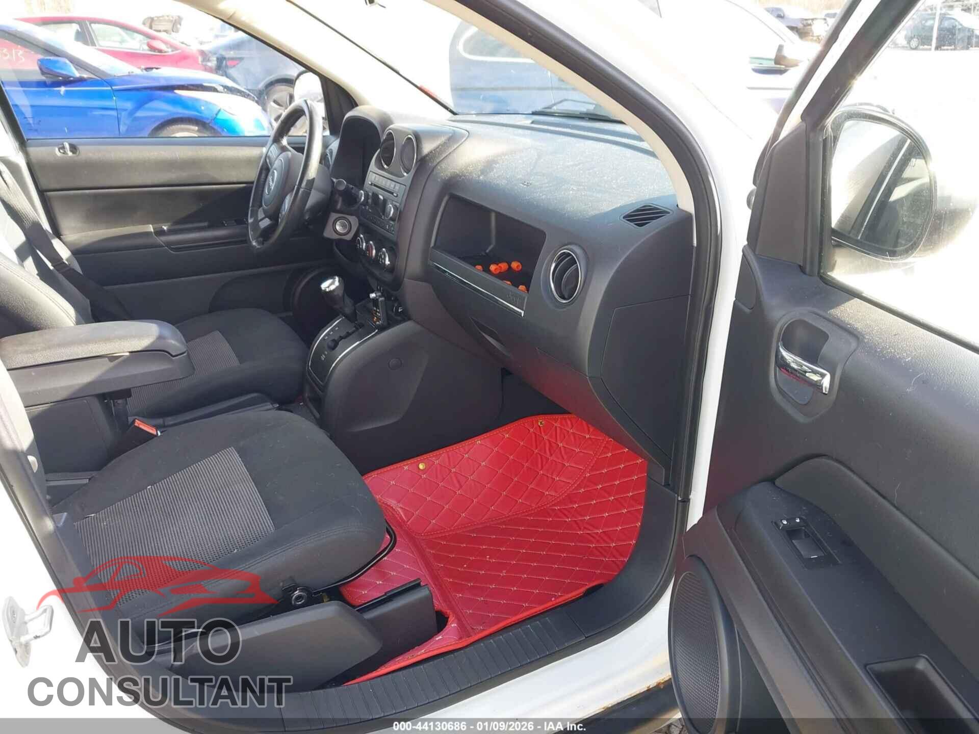 JEEP COMPASS 2011 - 1J4NF1FB0BD244630