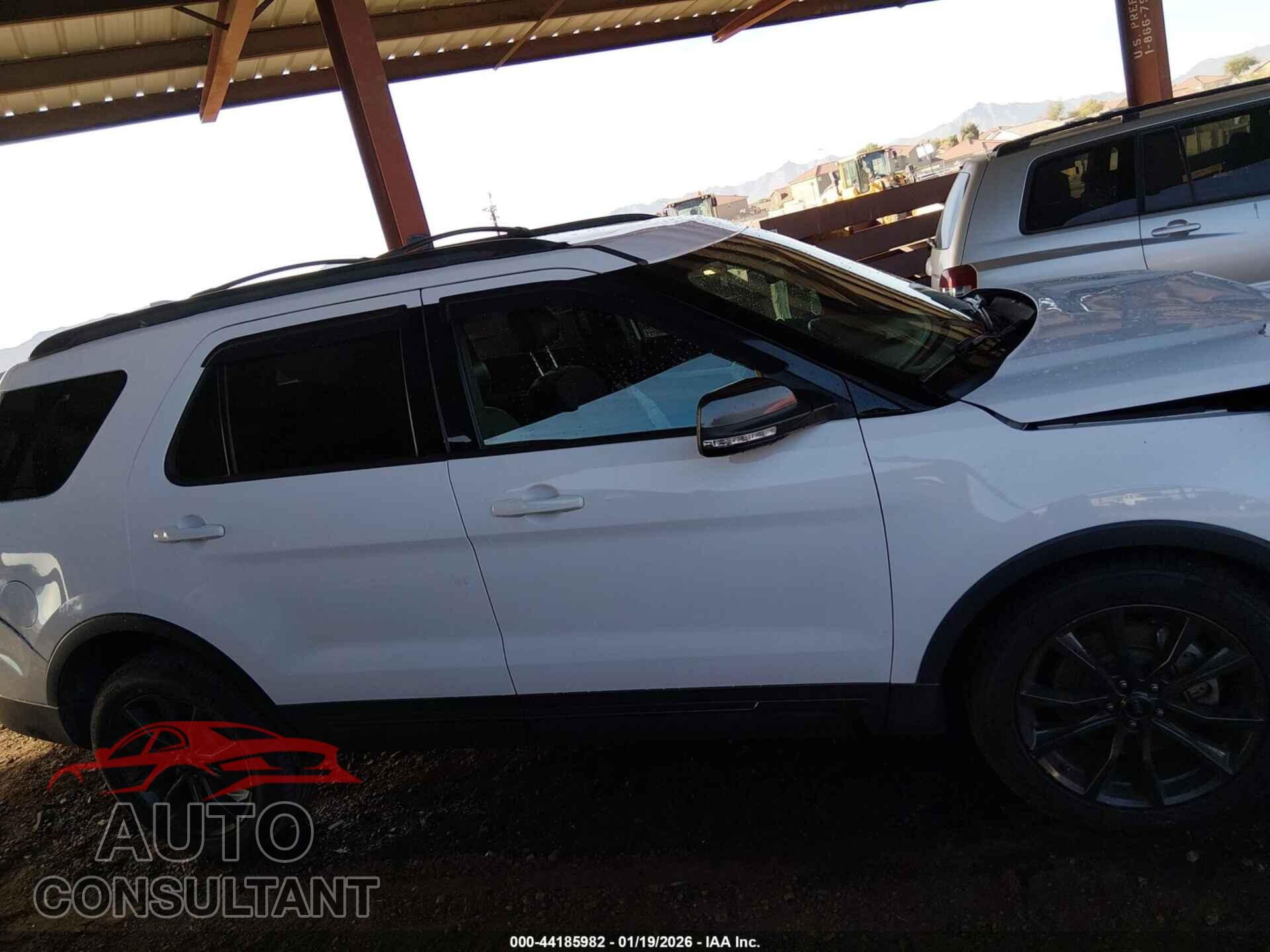 FORD EXPLORER 2017 - 1FM5K7D80HGE11986