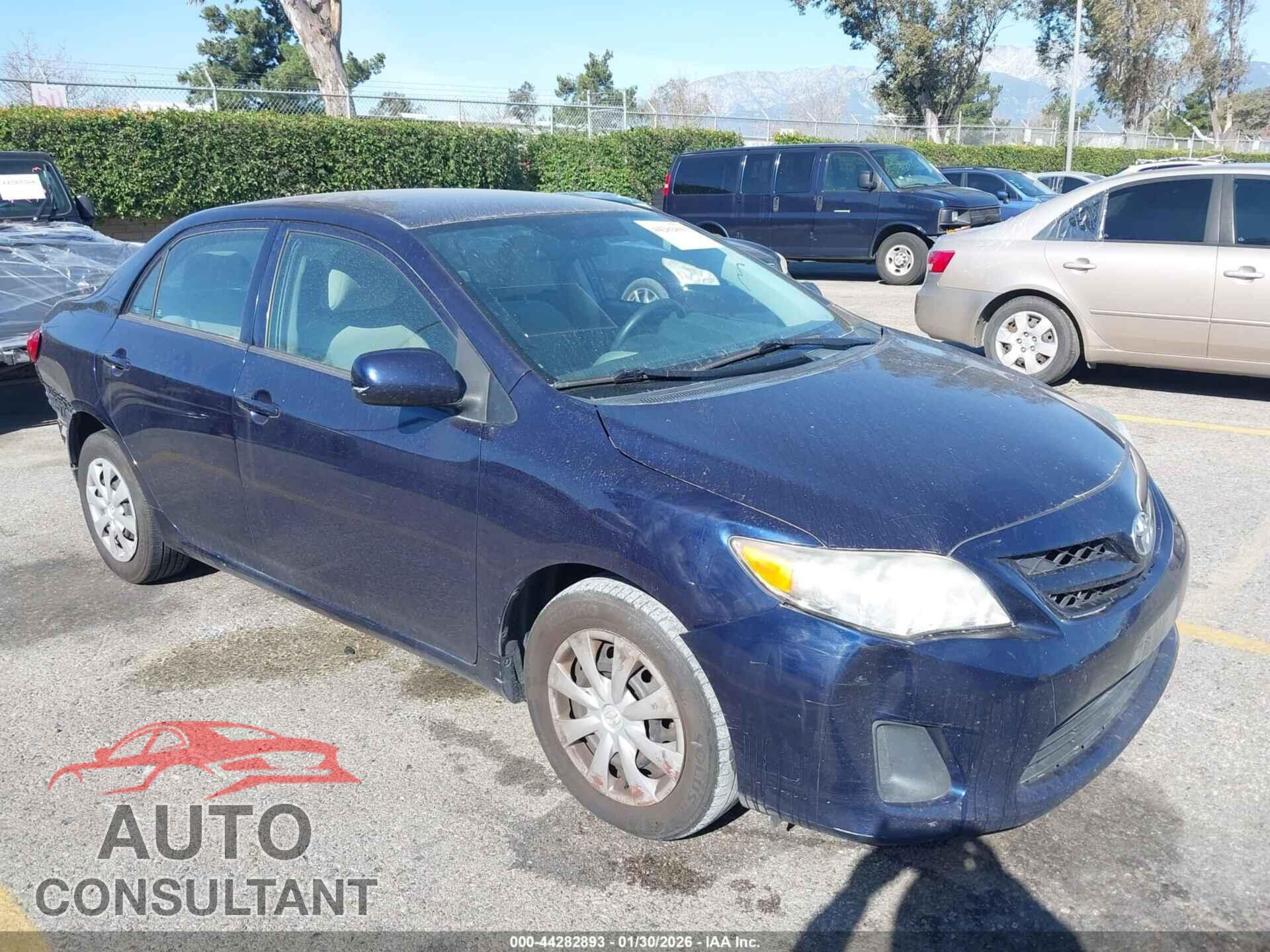 TOYOTA COROLLA 2013 - 2T1BU4EE2DC010159