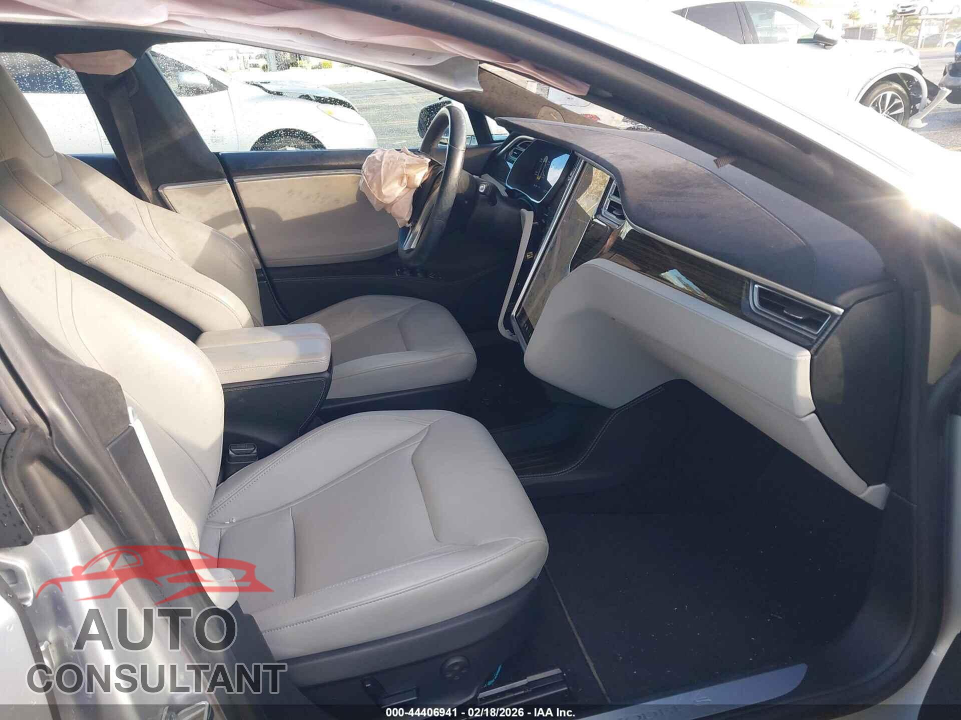 TESLA MODEL S 2015 - 5YJSA1H47FF085089