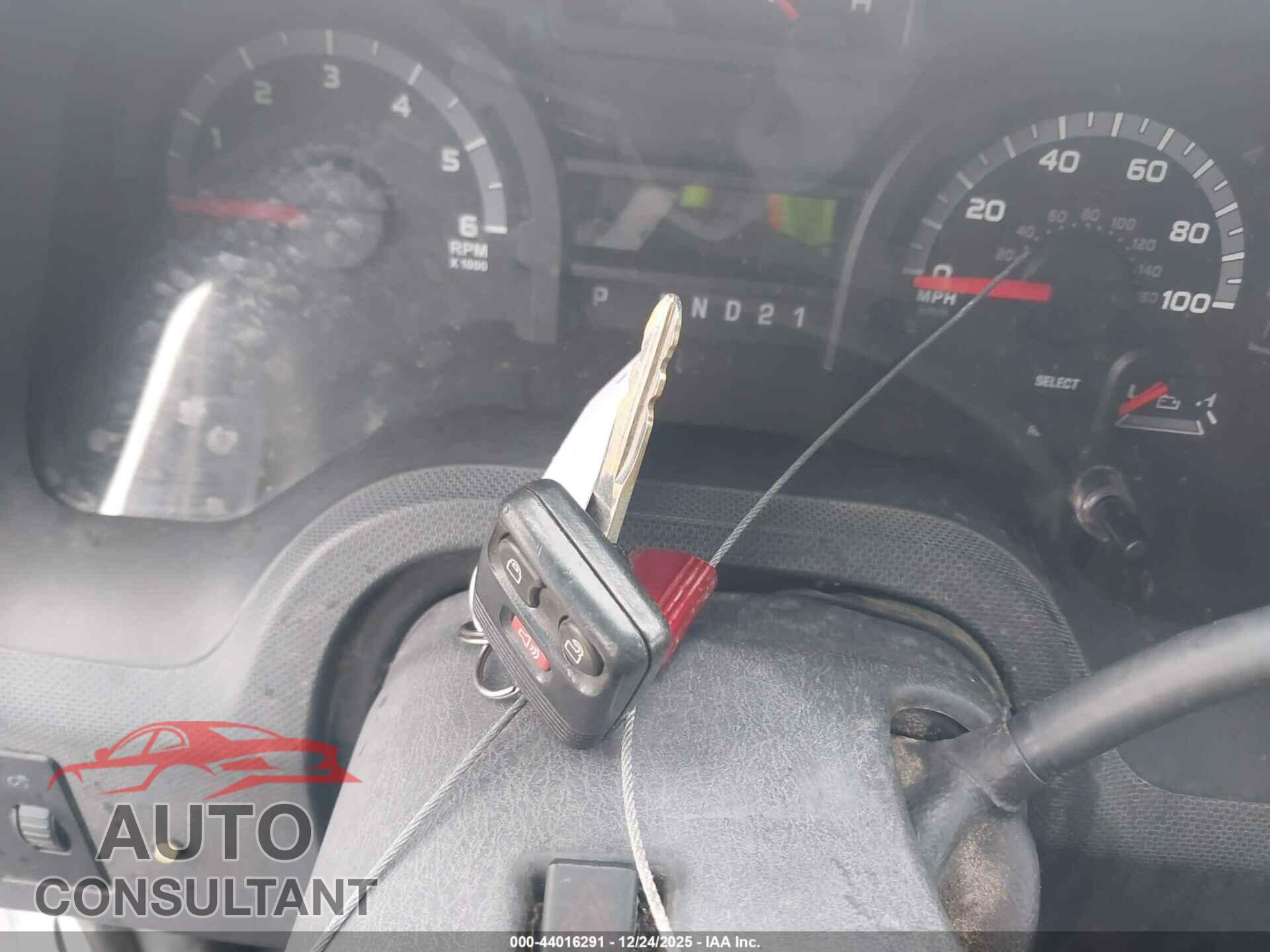 FORD E-150 2011 - 1FTNE1EW7BDB33876