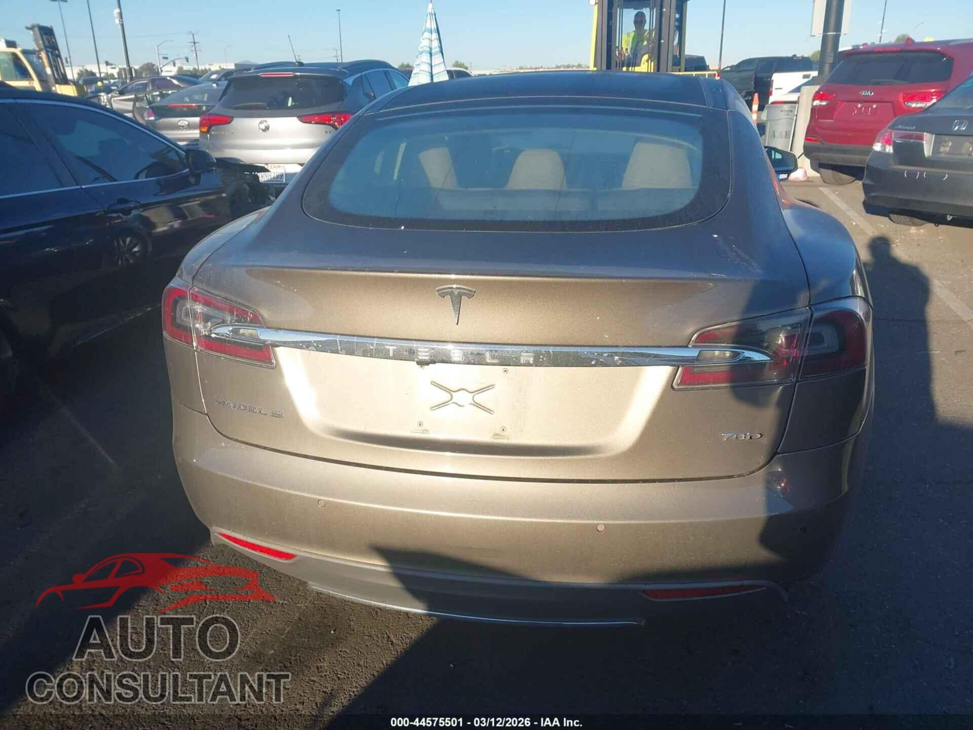 TESLA MODEL S 2015 - 5YJSA1E26FF102550