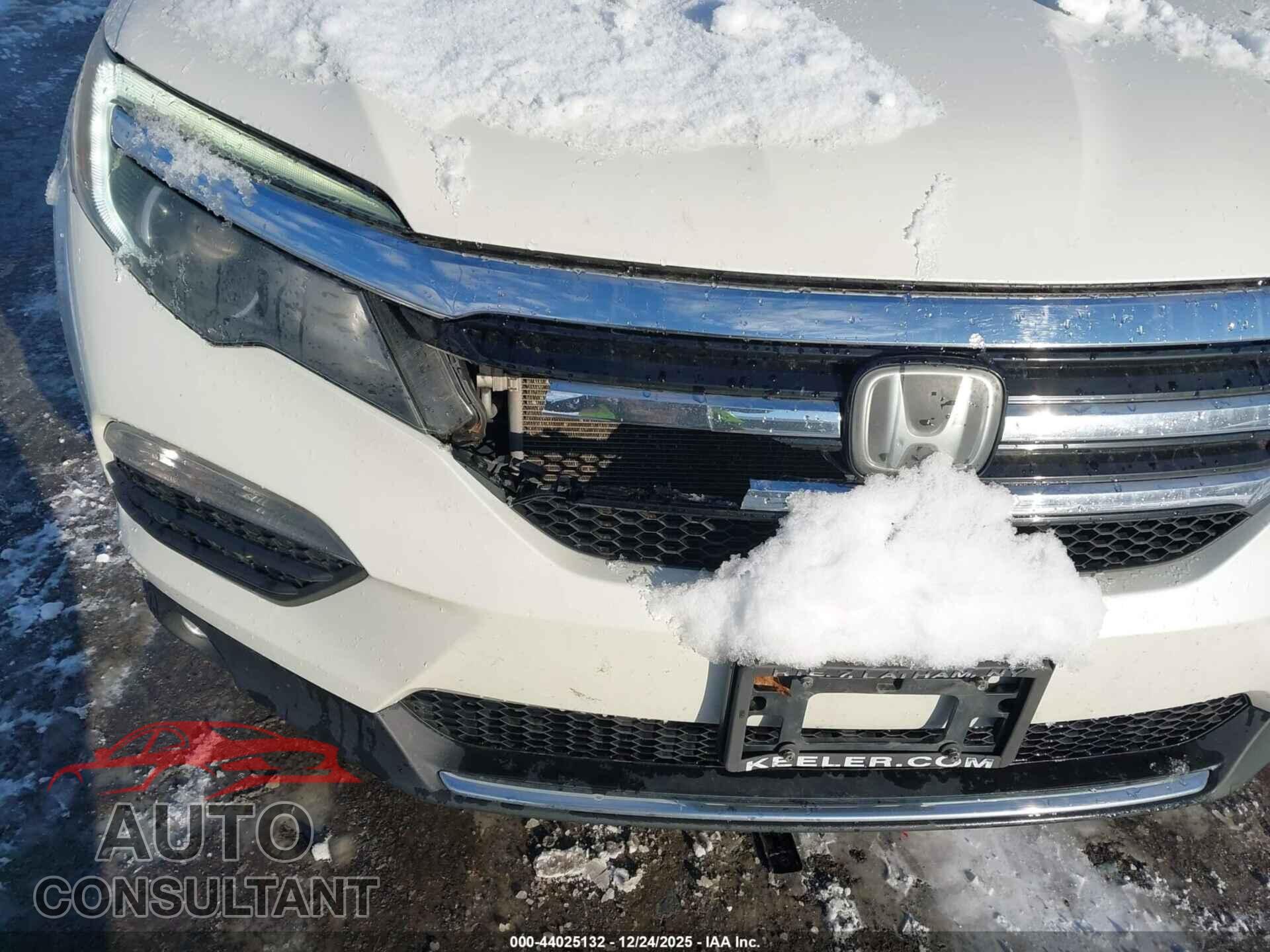 HONDA PILOT 2016 - 5FNYF6H93GB089355
