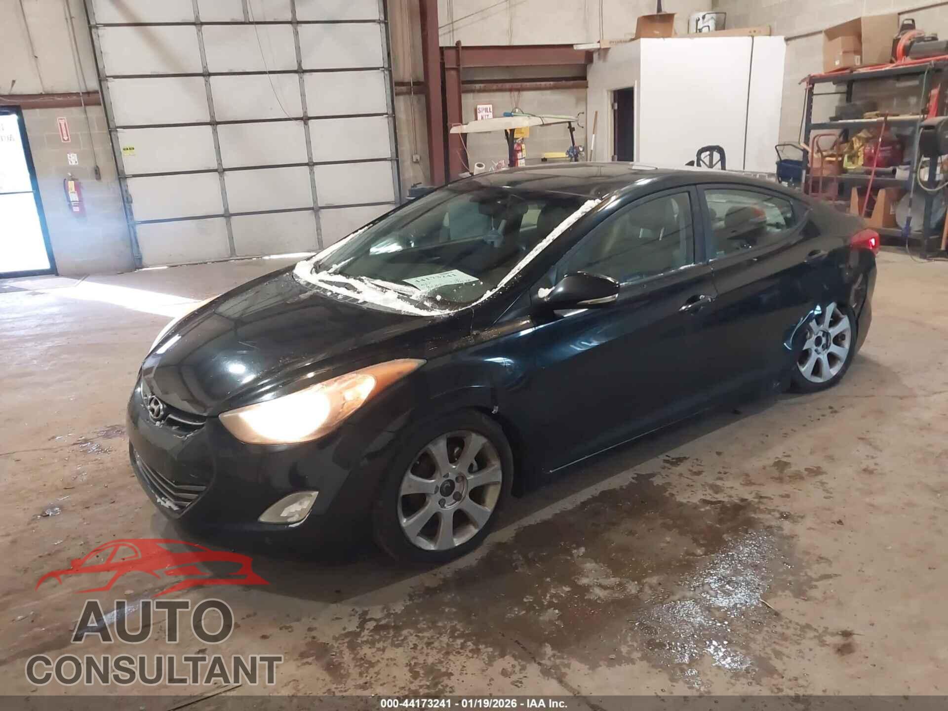 HYUNDAI ELANTRA 2011 - KMHDH4AE8BU106893