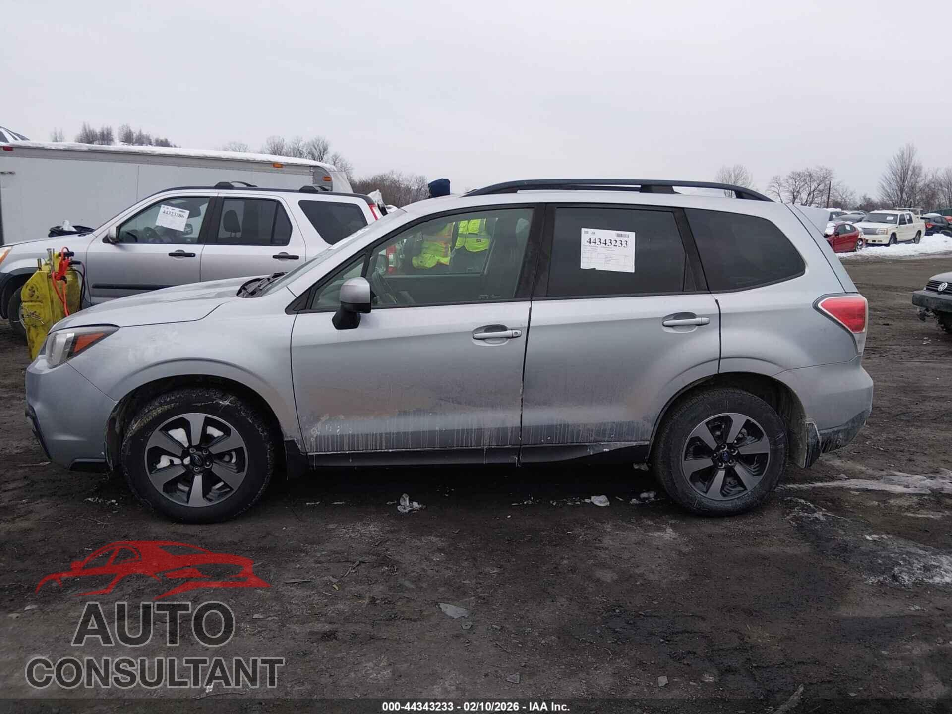 SUBARU FORESTER 2018 - JF2SJAGC8JH503842