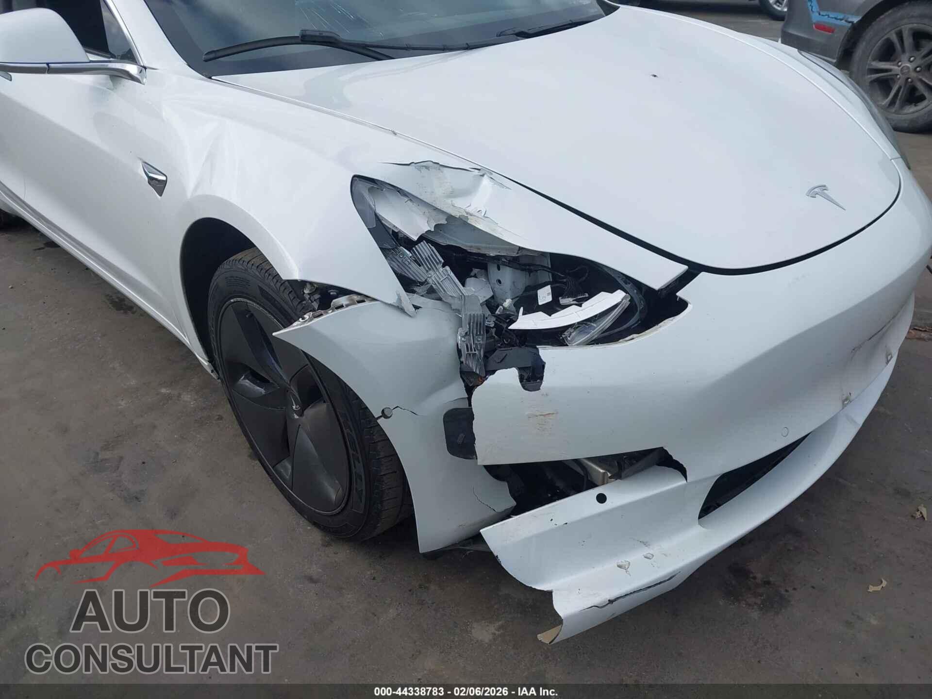 TESLA MODEL 3 2019 - 5YJ3E1EA9KF299837